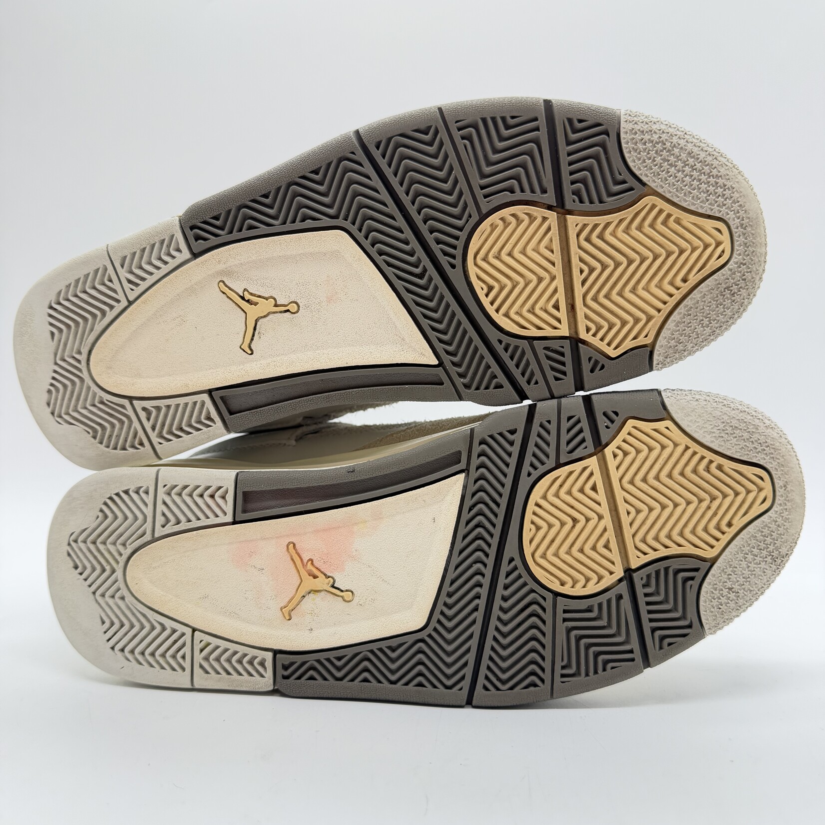 Jordan 4 Retro SE Craft Photon Dust