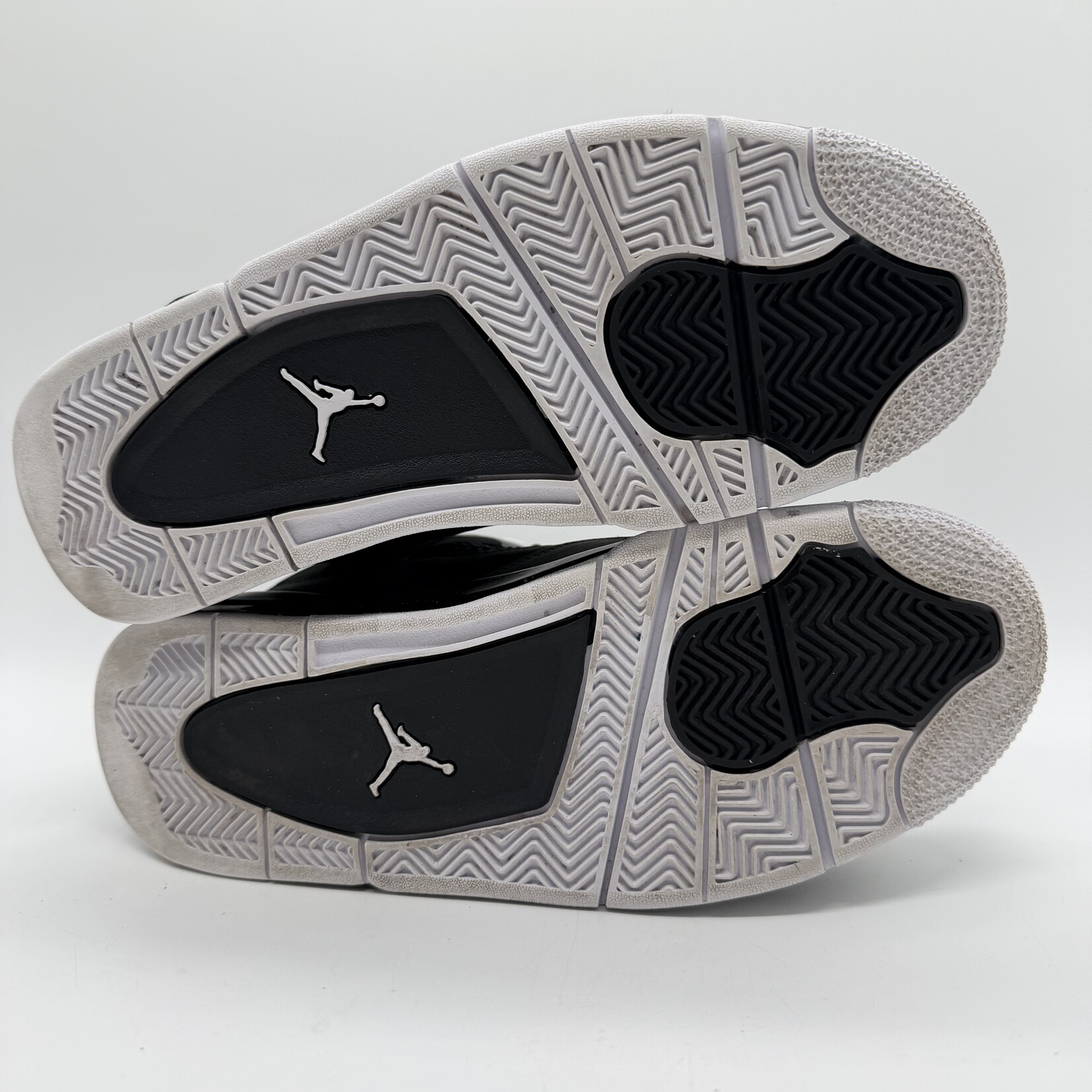 Jordan 4 Retro Fear (2024)