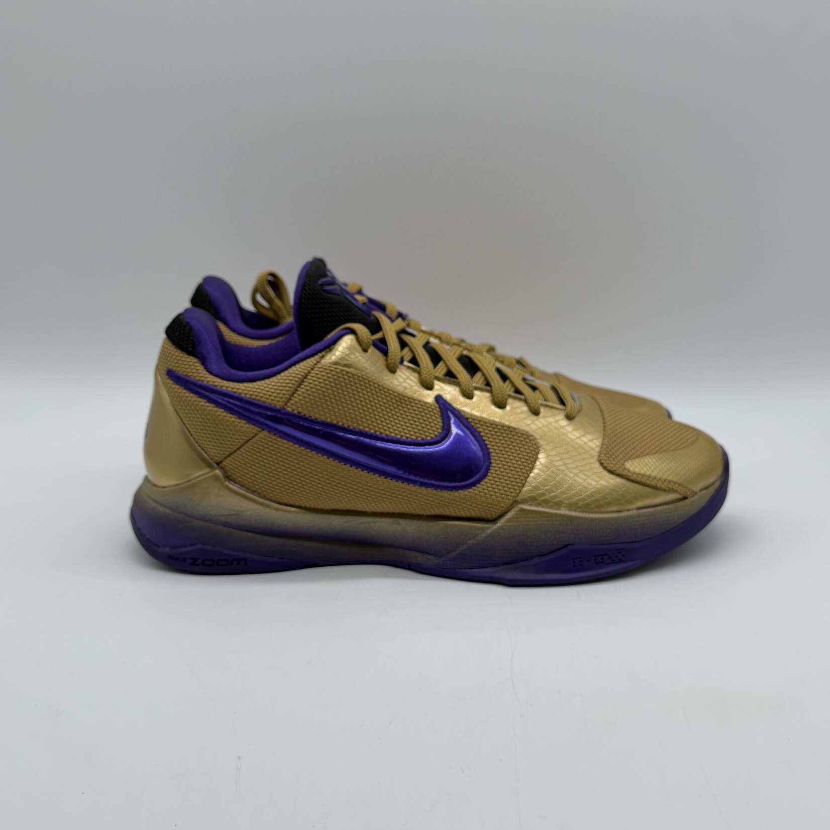 Nike Kobe 5 Protro Undefeated Hall of Fame