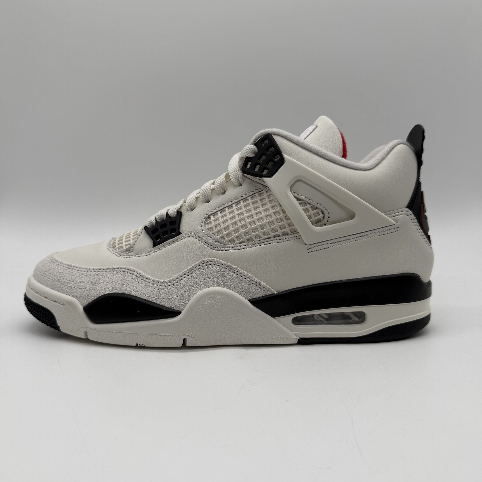 Jordan 4 Retro Flight Club
