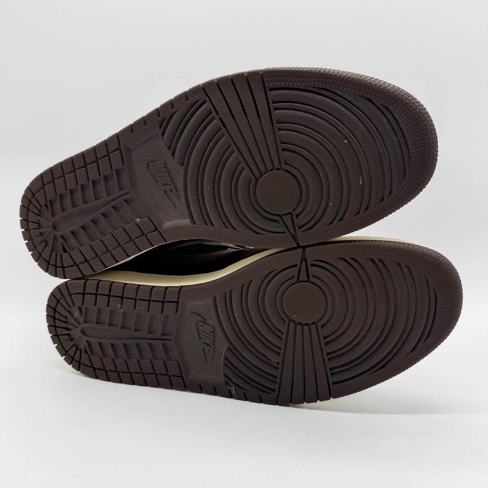 Jordan 1 Retro Low OG SP Travis Scott Mocha