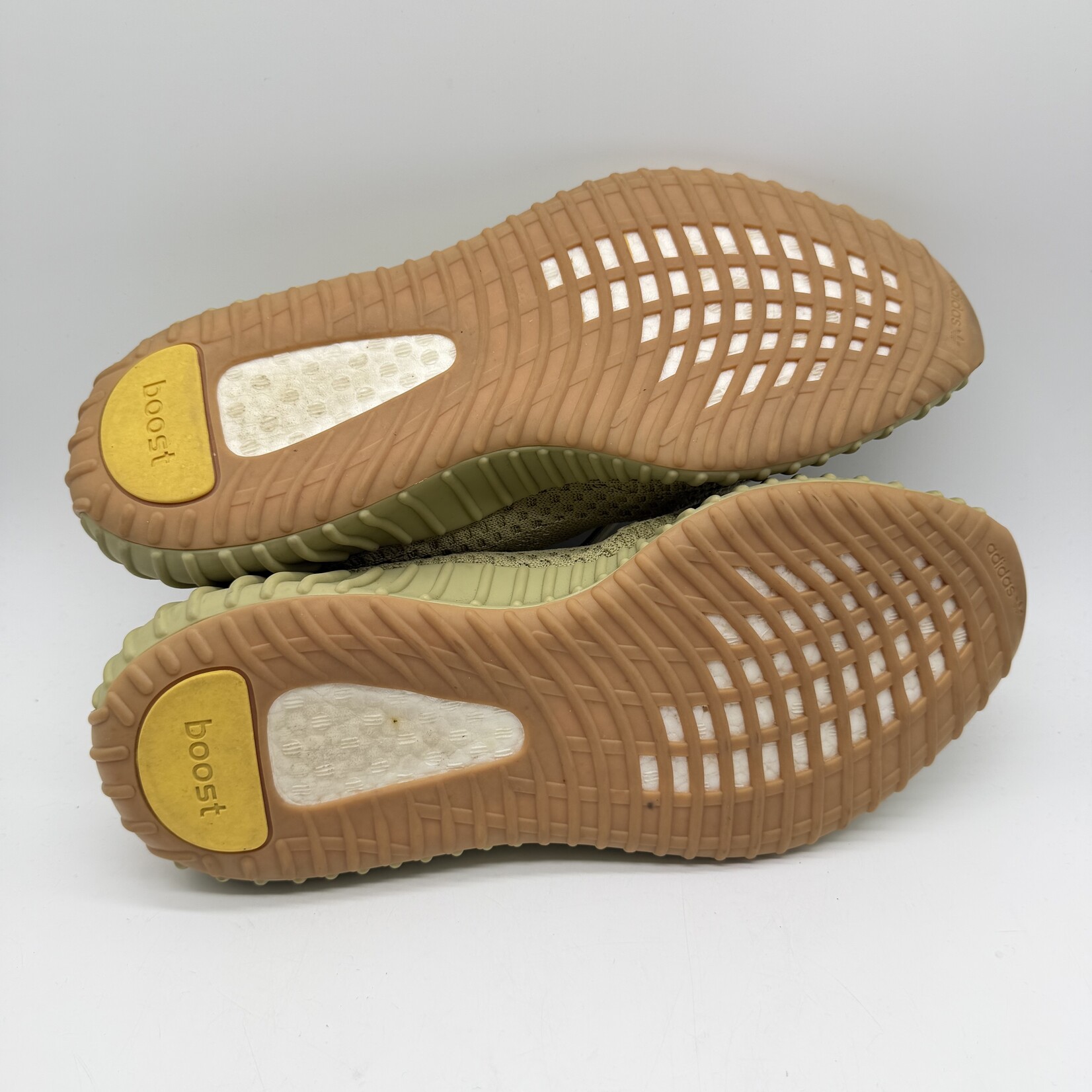 Yeezy Boost 350 V2 Sulfur