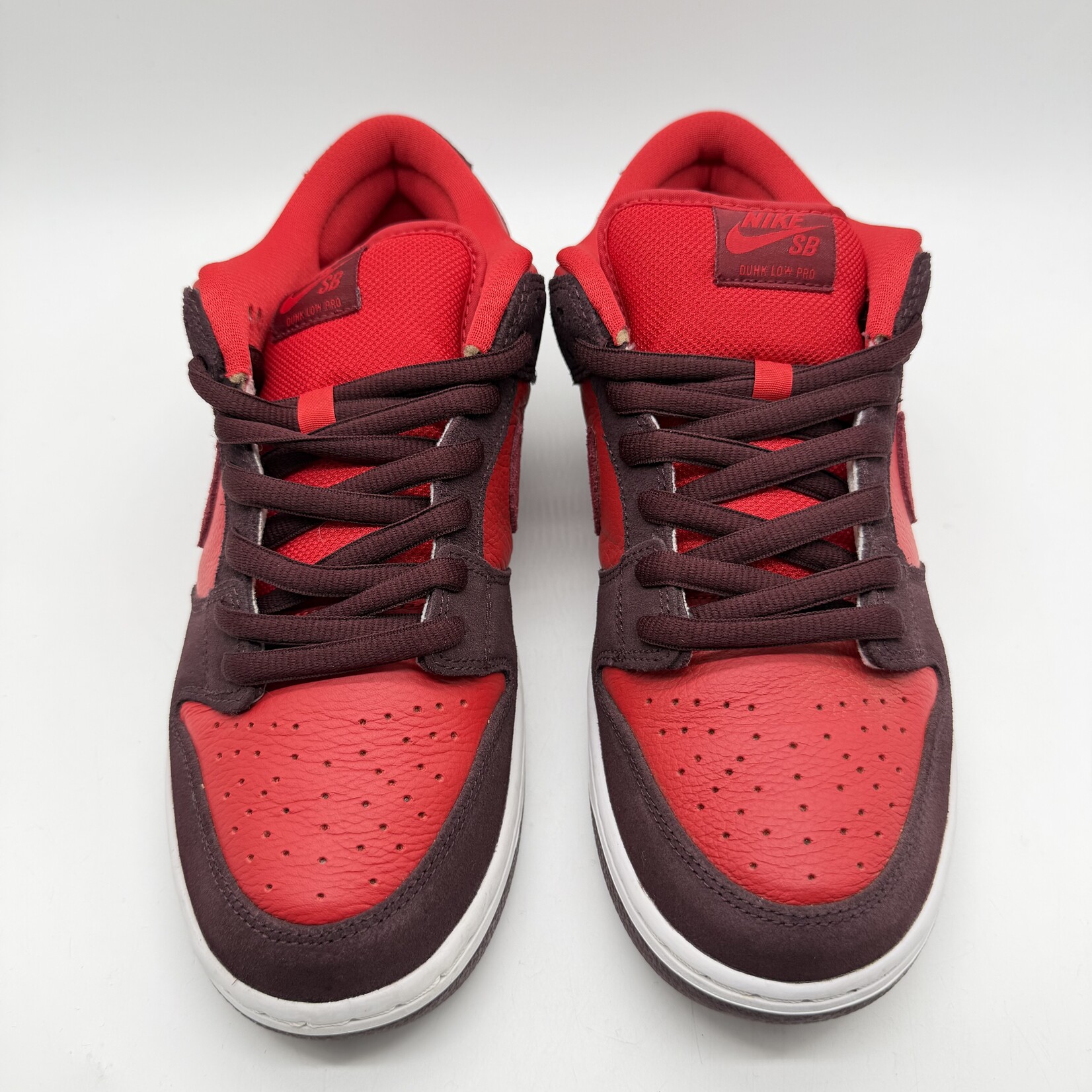 Nike SB Dunk Low Cherry
