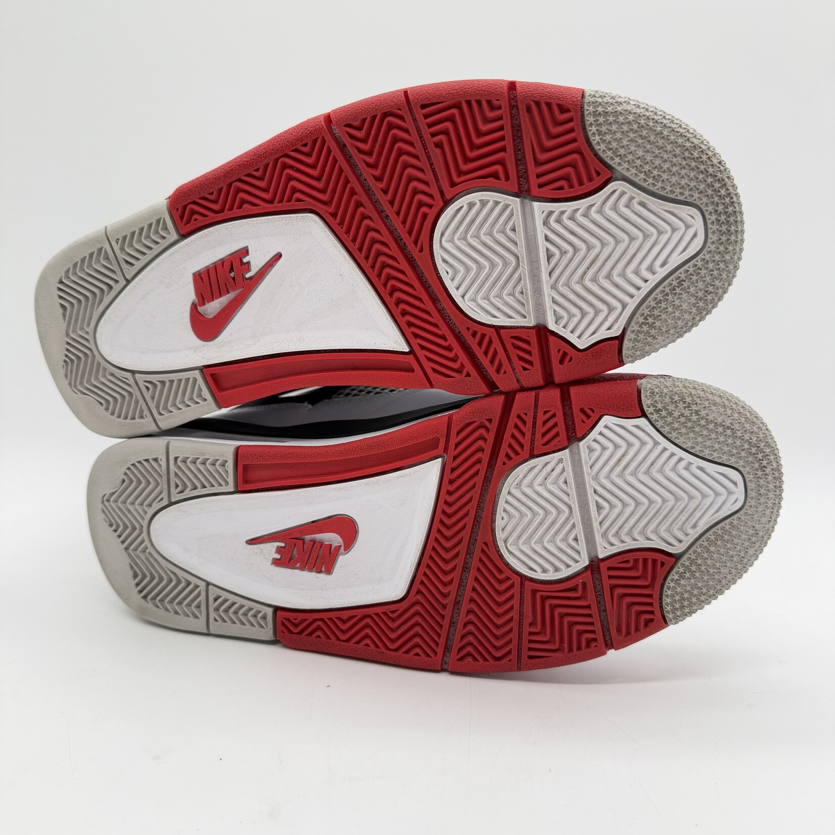 Jordan 4 Retro Fire Red (2020)