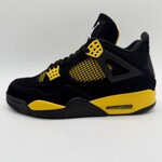 Jordan 4 Retro Thunder (2023)