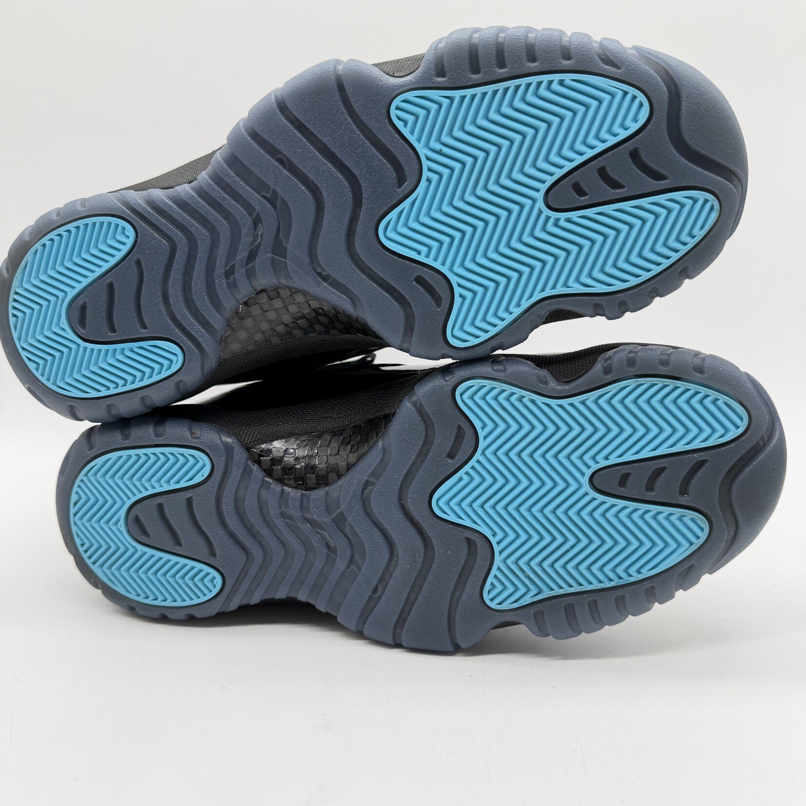 Jordan 11 Retro Gamma Blue (2025)