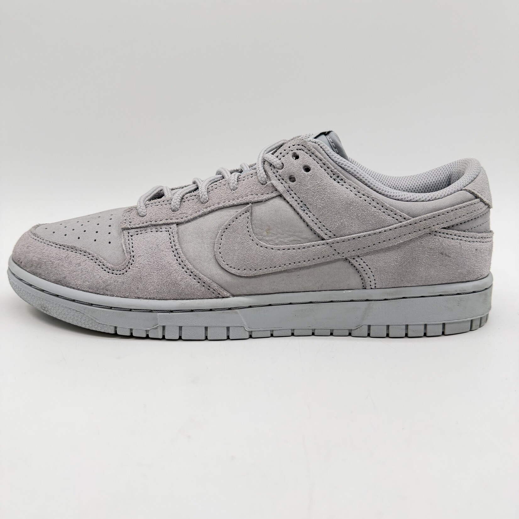 Nike Dunk Low SE Wolf Grey