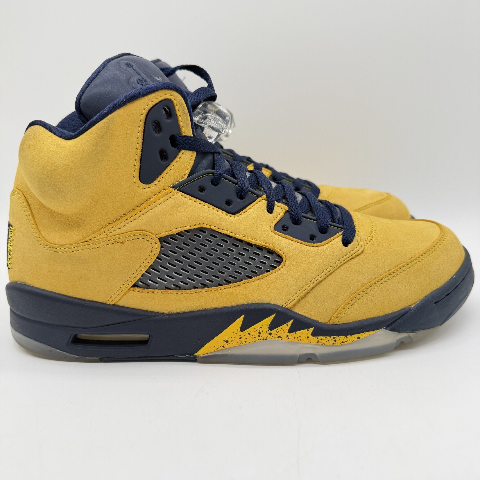 Jordan 5 Retro Michigan (2019)