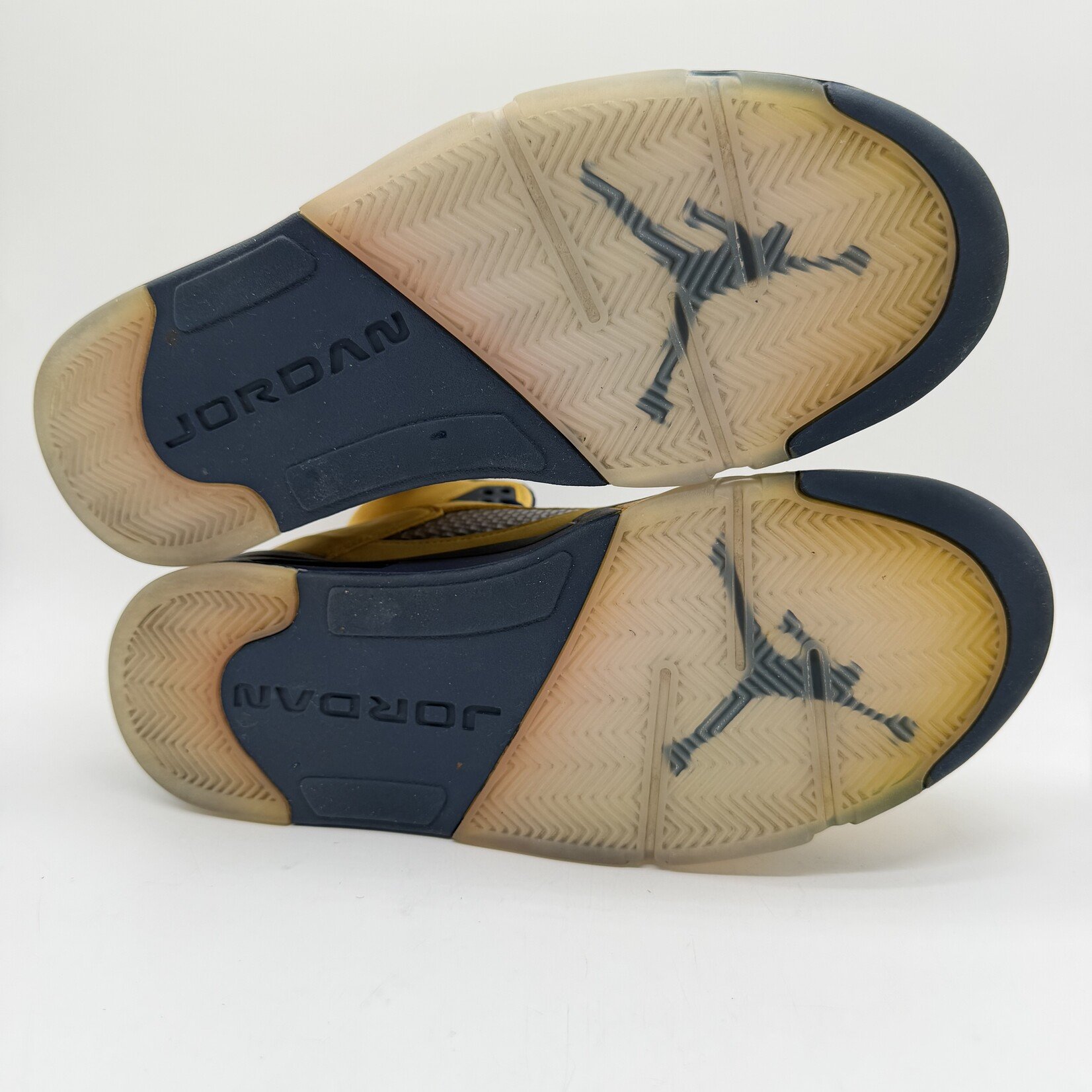 Jordan 5 Retro Michigan (2019)