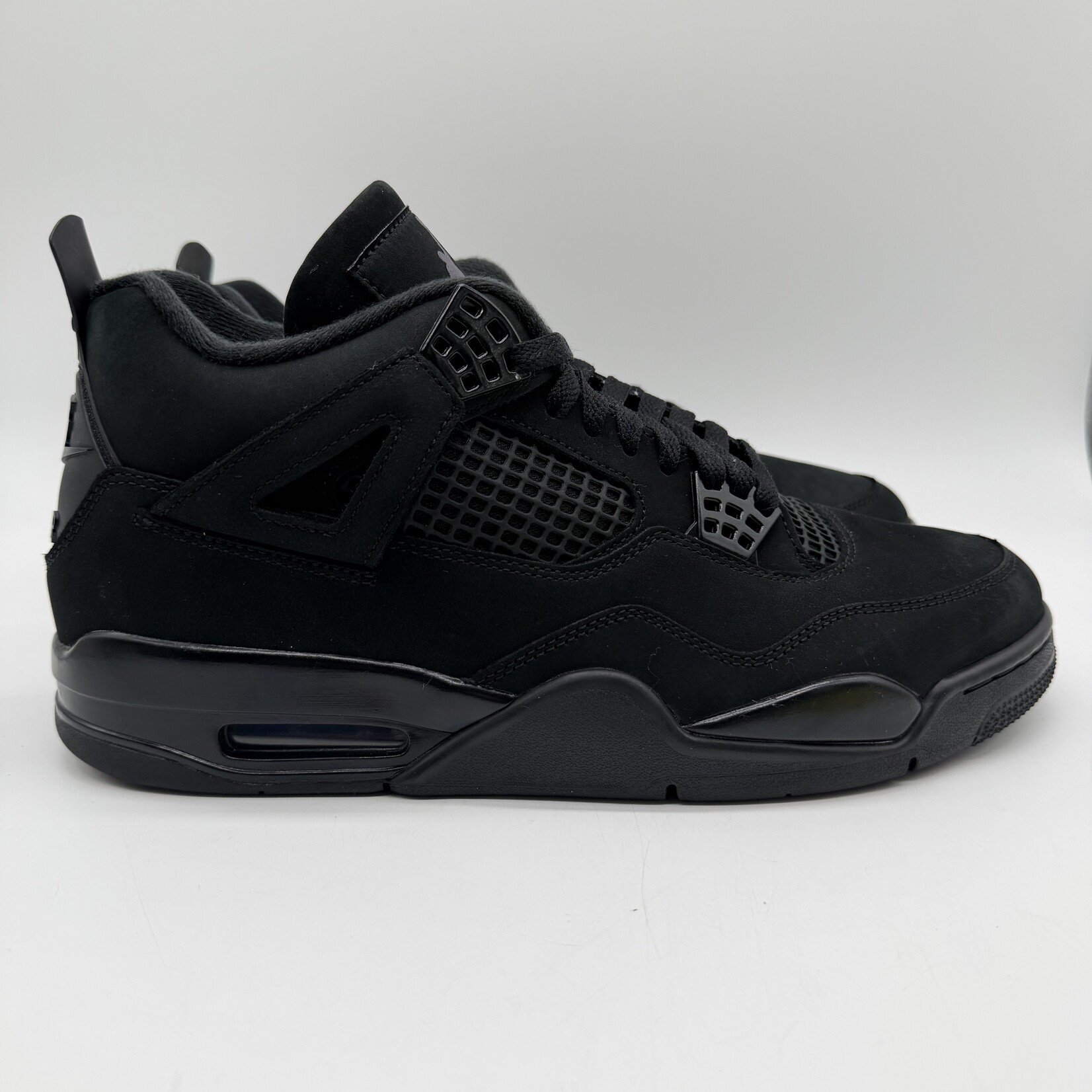 Jordan 4 Retro Black Cat (2025)
