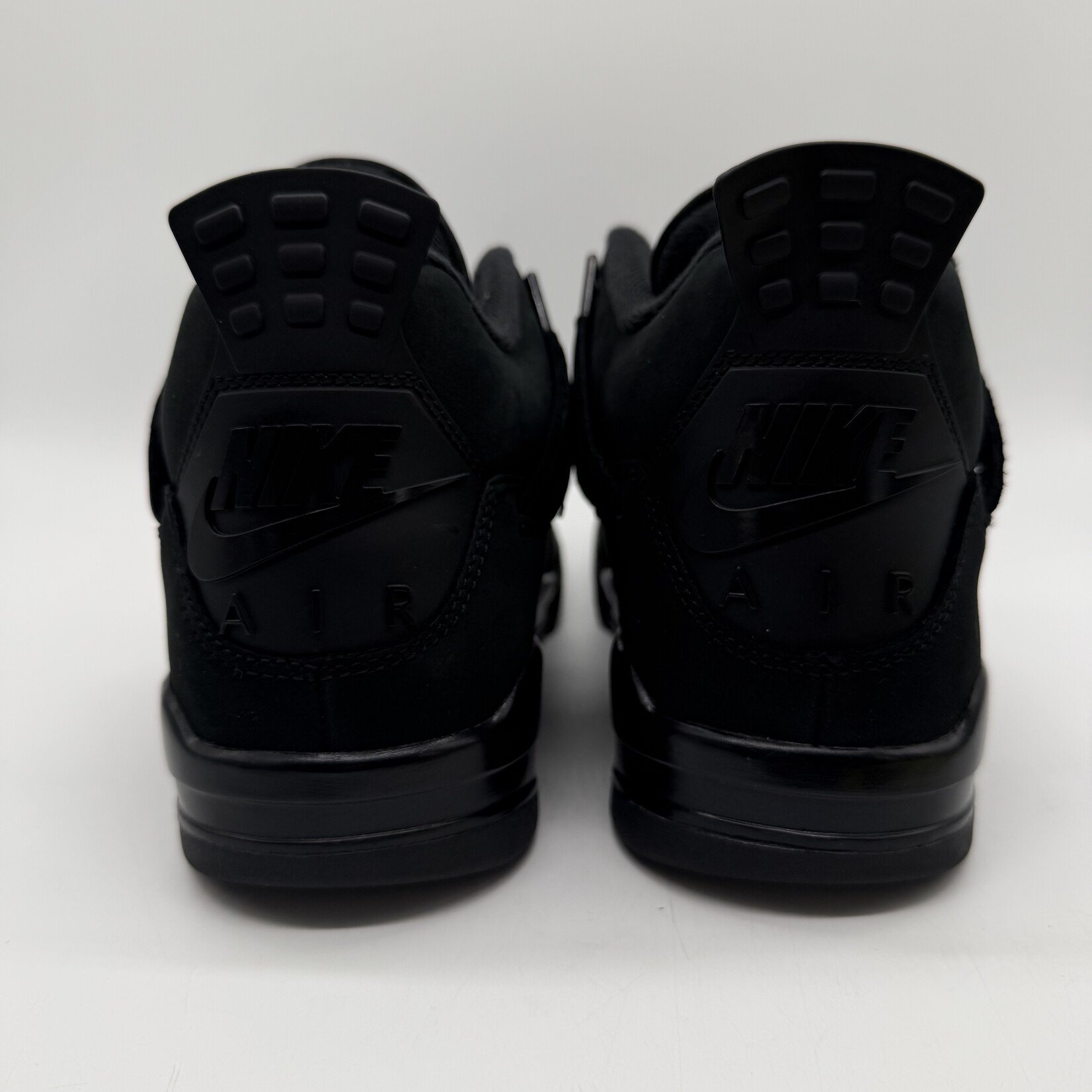 Jordan 4 Retro Black Cat (2025)