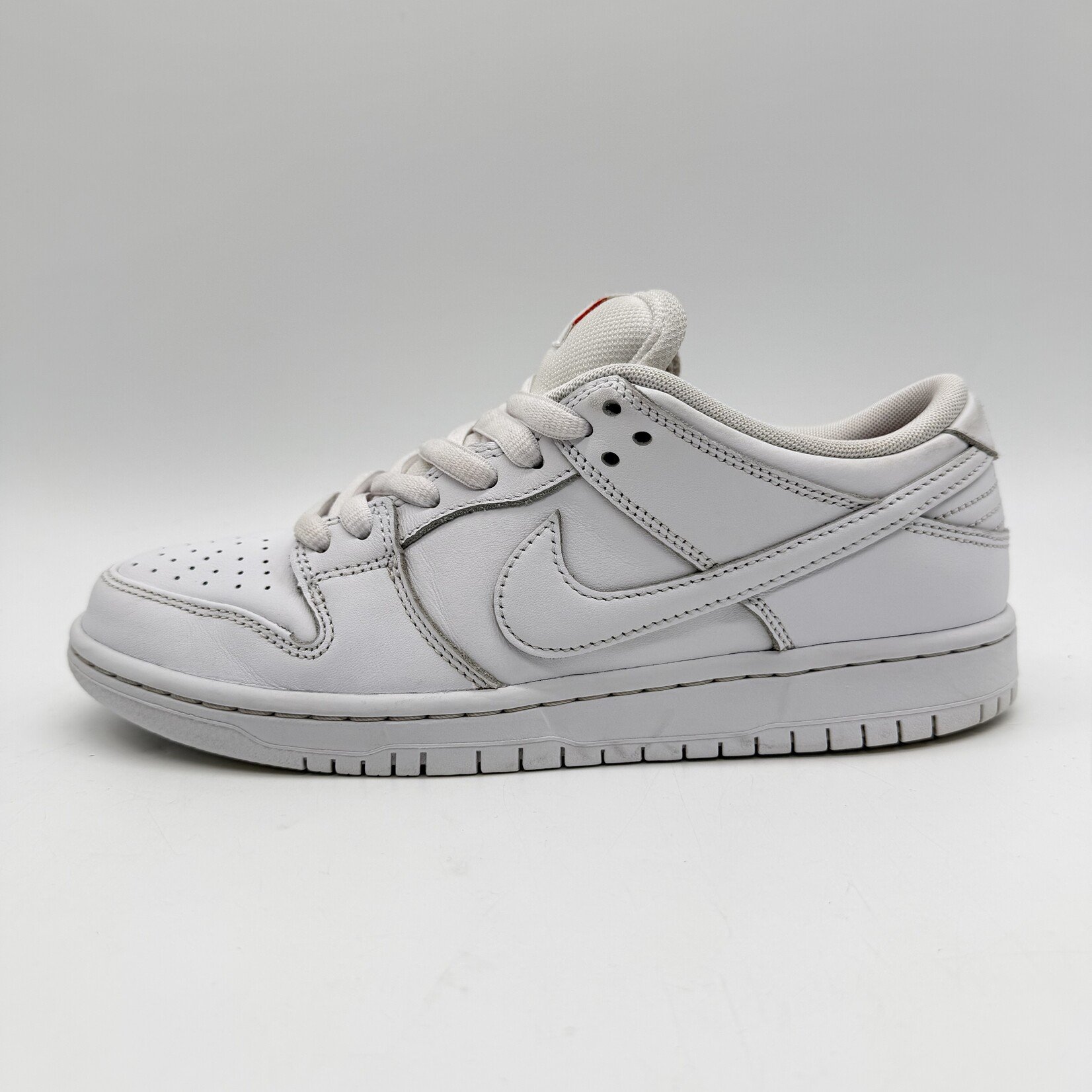 Nike SB Dunk Low Pro Triple White
