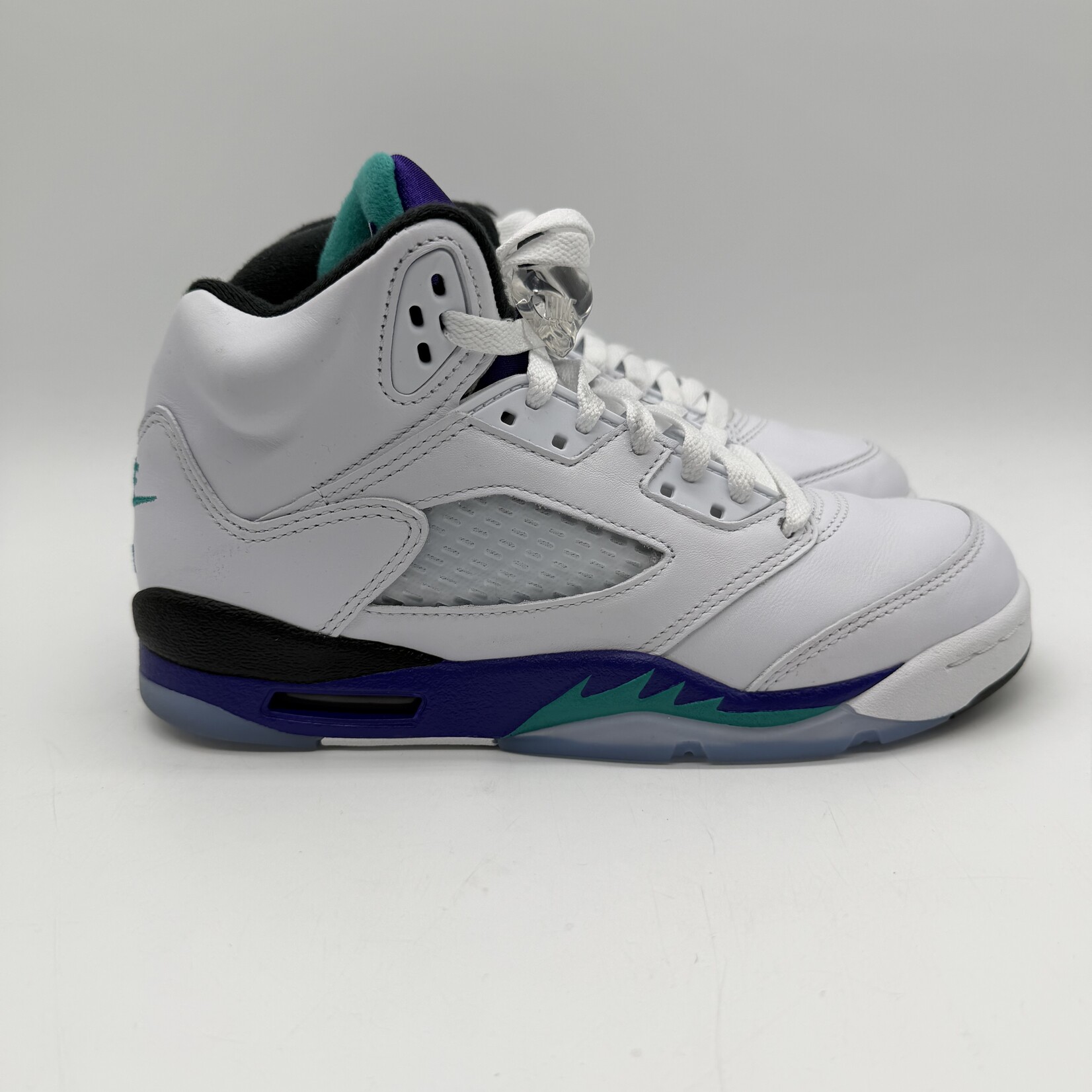 Jordan 5 Retro Grape (2025)