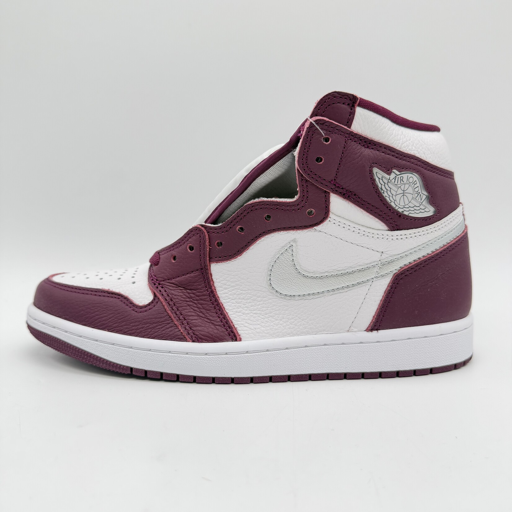 Jordan 1 Retro High OG Bordeaux