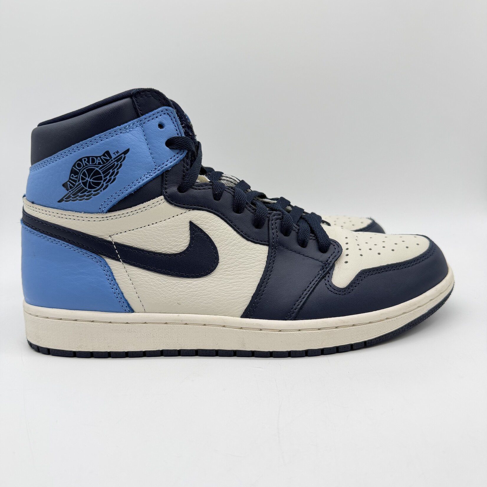 Jordan 1 Retro High Obsidian