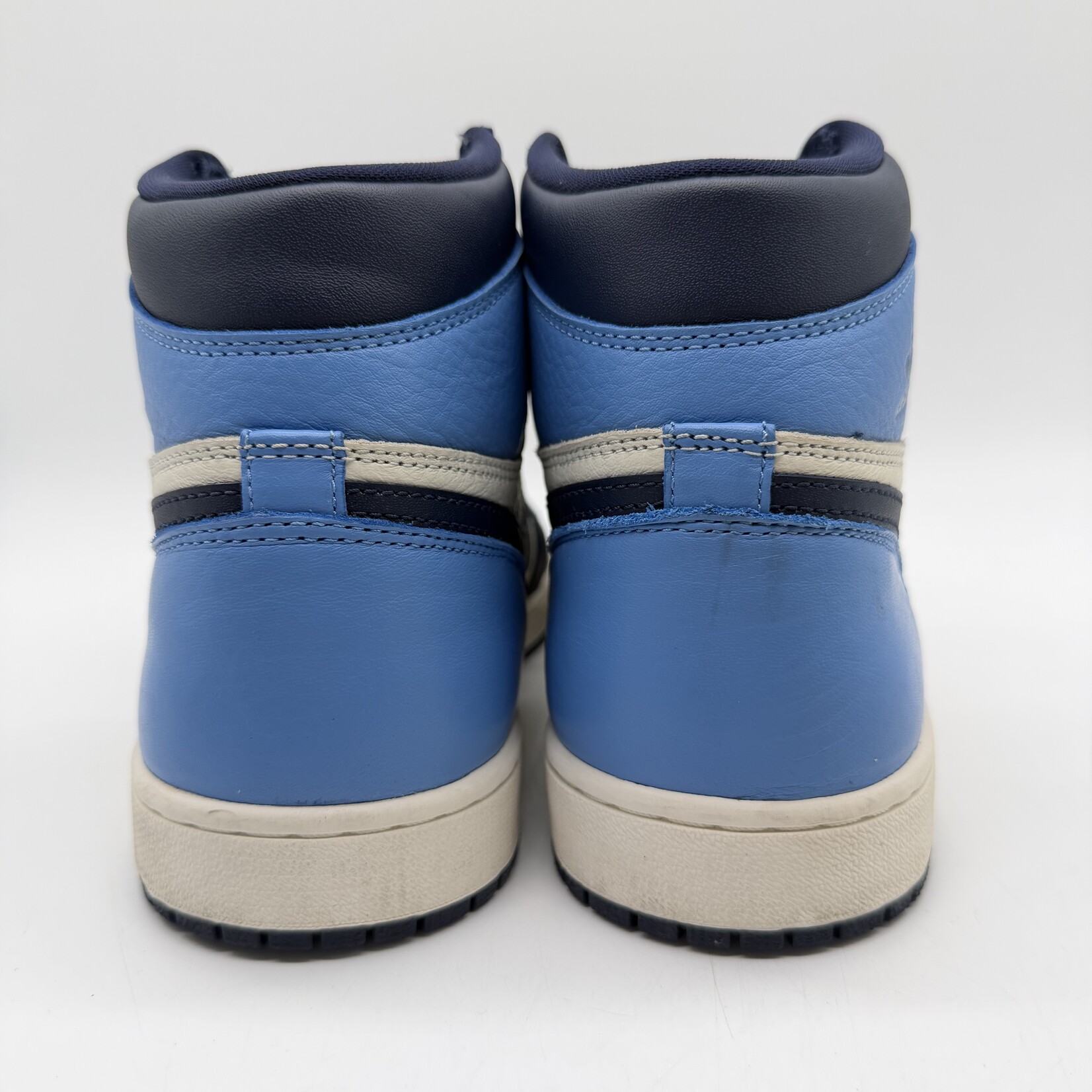 Jordan 1 Retro High Obsidian