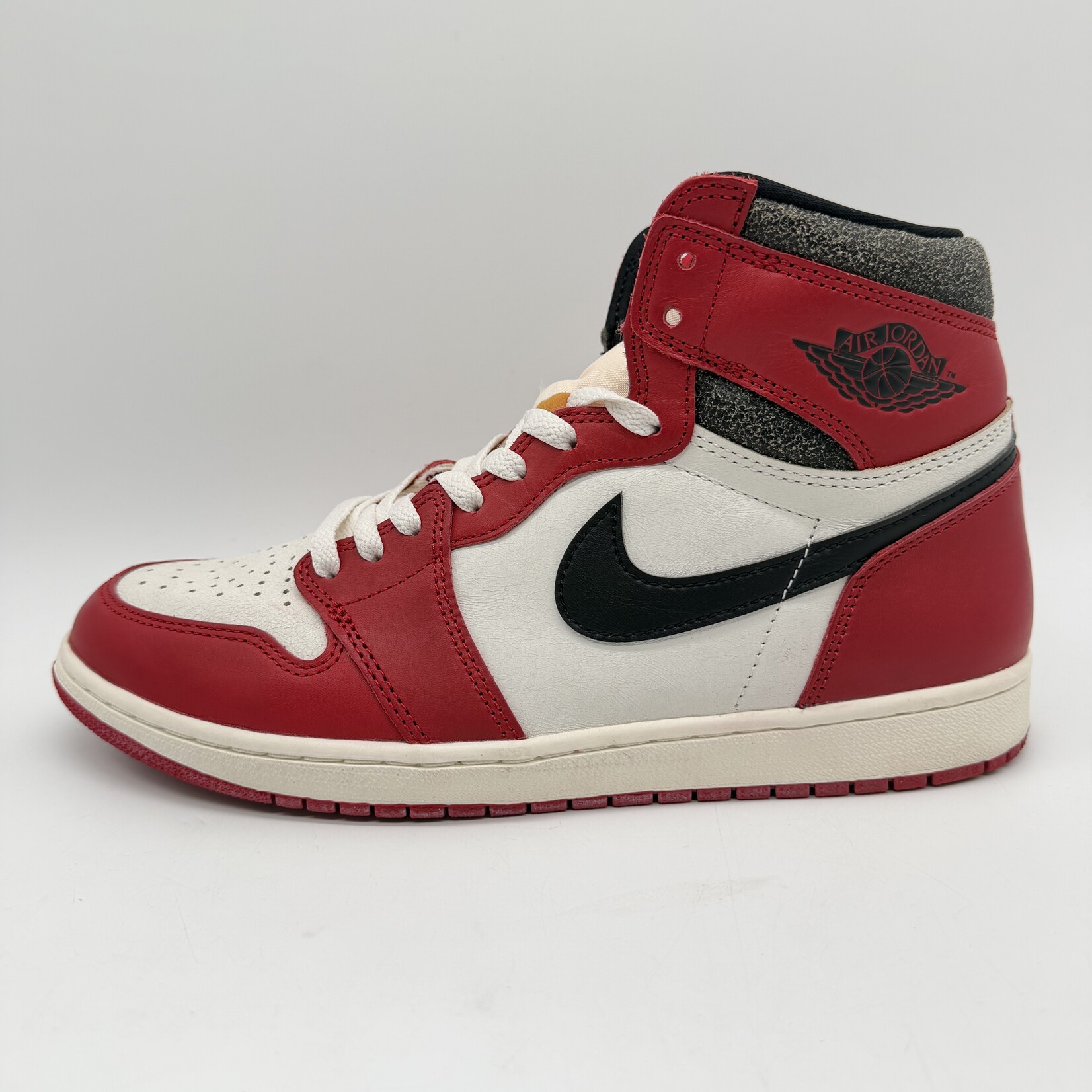 Jordan 1 Retro High OG Chicago Lost and Found