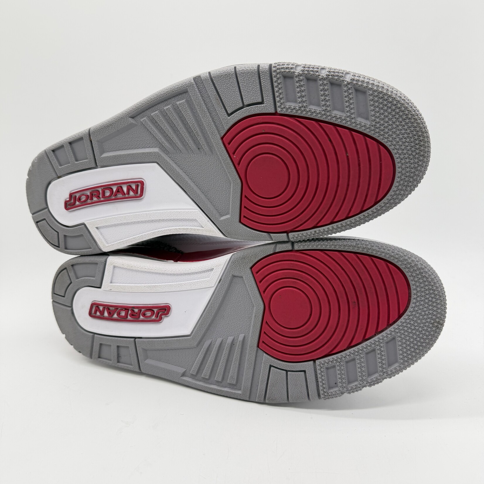 Jordan 3 Retro Cardinal Red