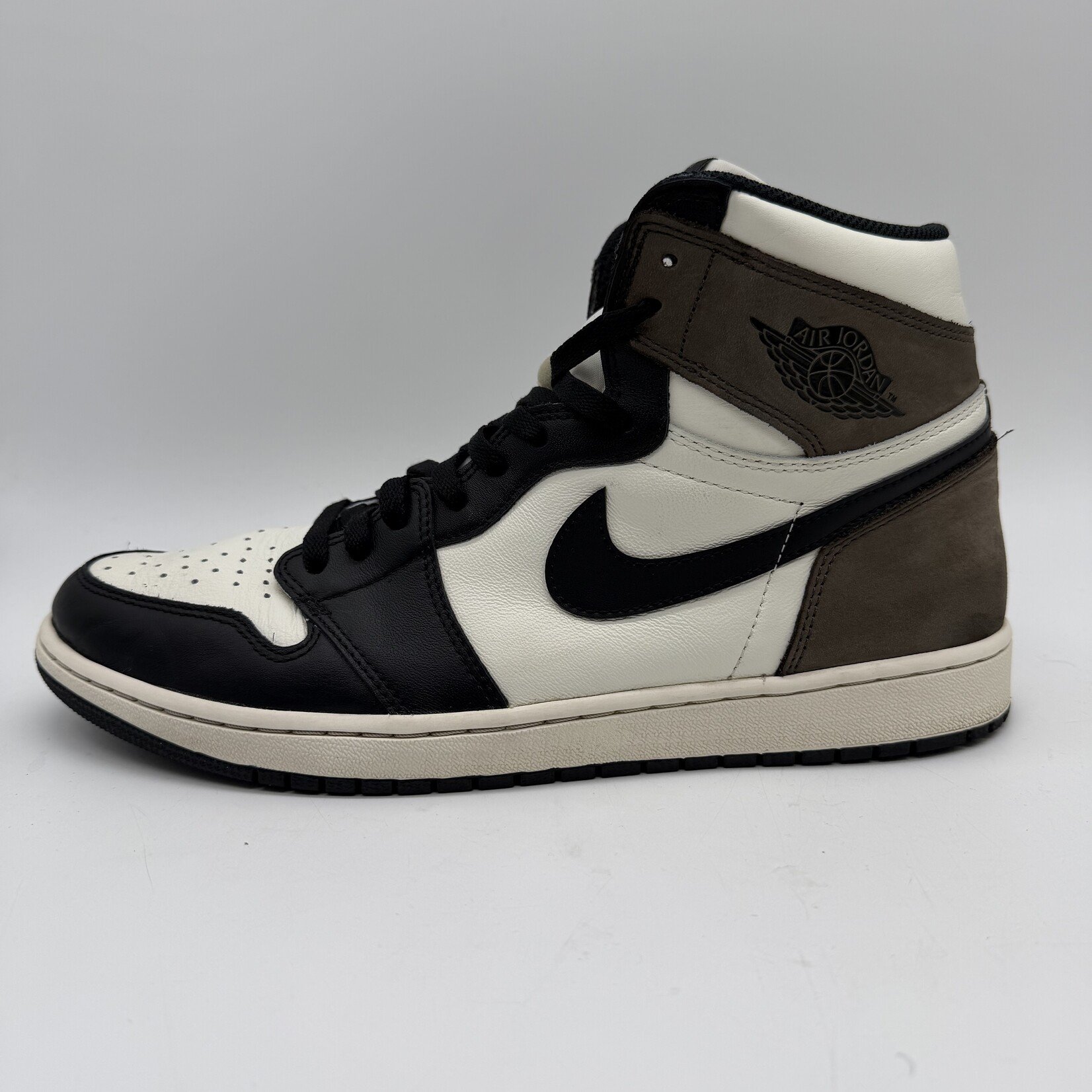 Jordan 1 Retro High Dark Mocha