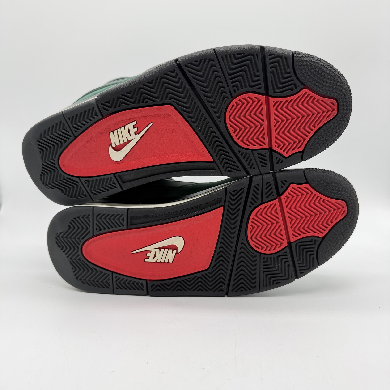 Jordan 4 RM SP Nigel Sylvester Grandma's Driveway