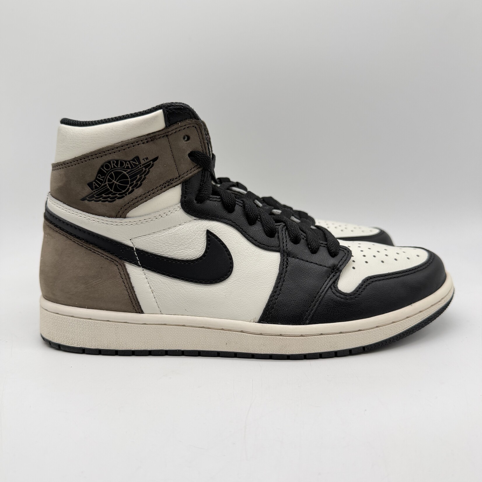 Jordan 1 Retro High Dark Mocha