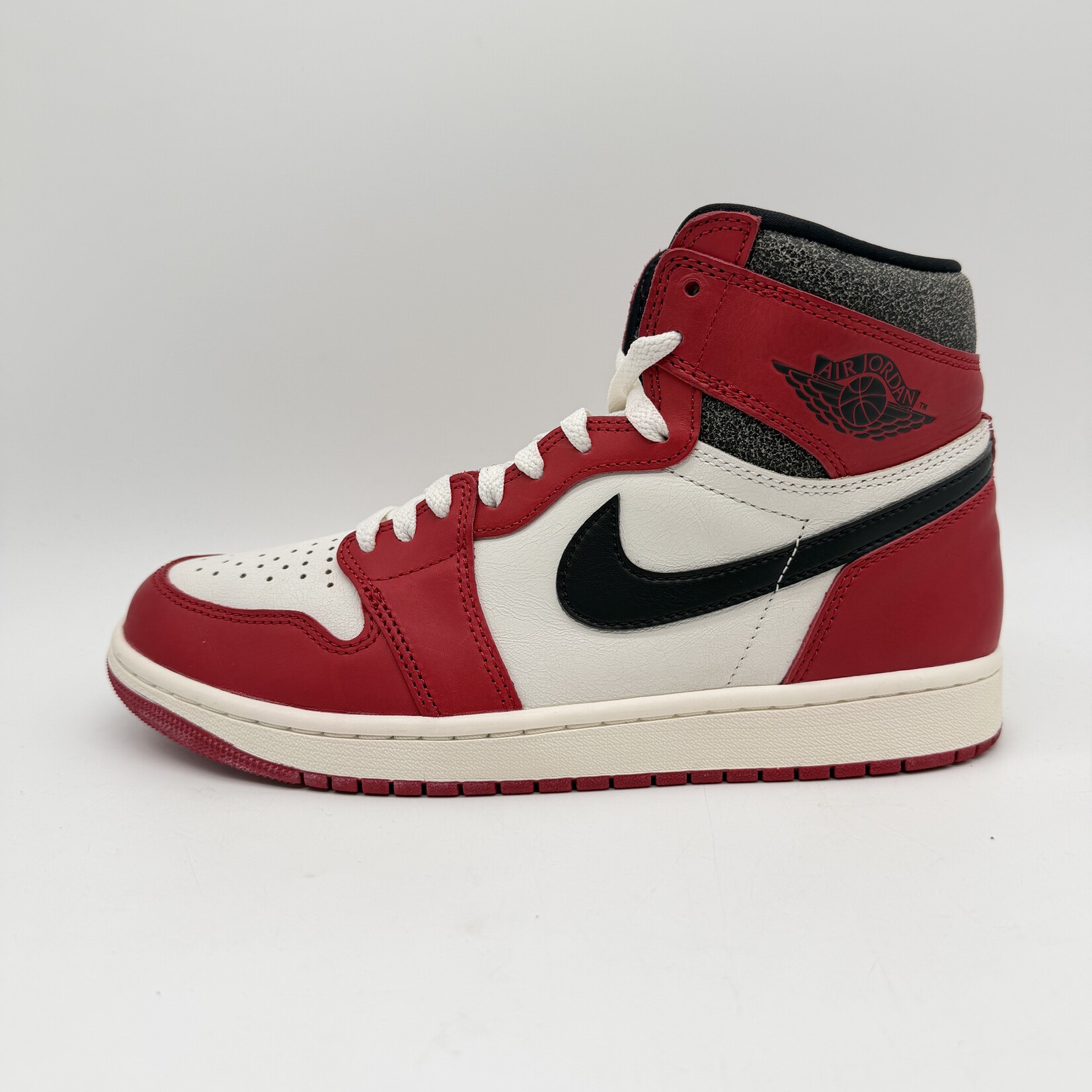 Jordan 1 Retro High OG Chicago Lost and Found