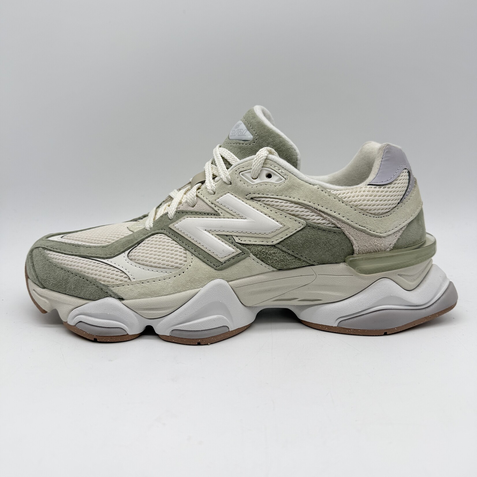 New Balance 9060 Garter Snake Pearl Grey