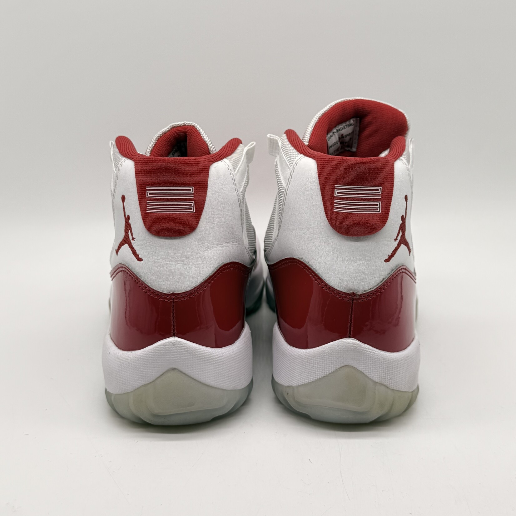 Jordan 11 Retro Cherry (2022)