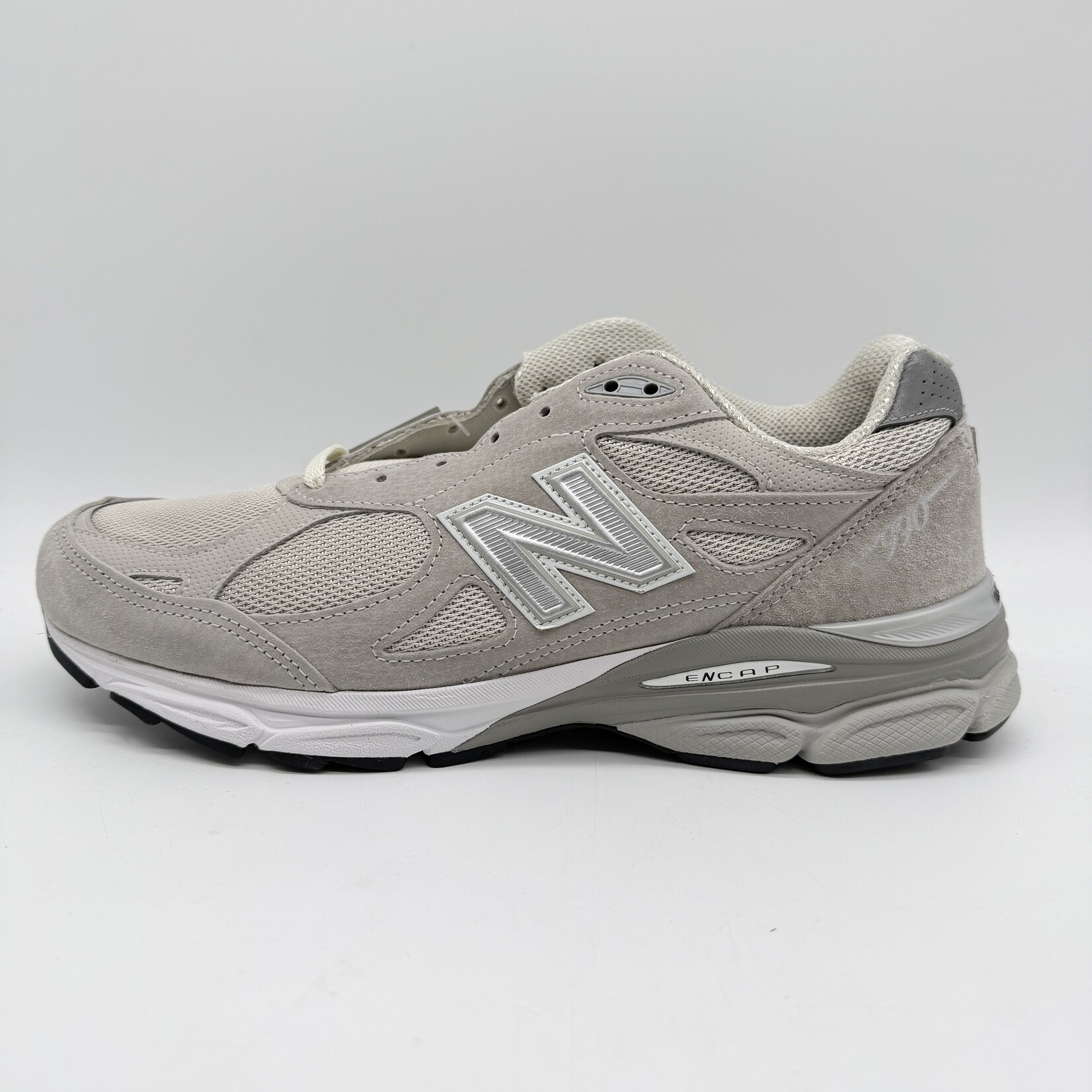 New Balance 990v3 MiUSA Kith Hallow