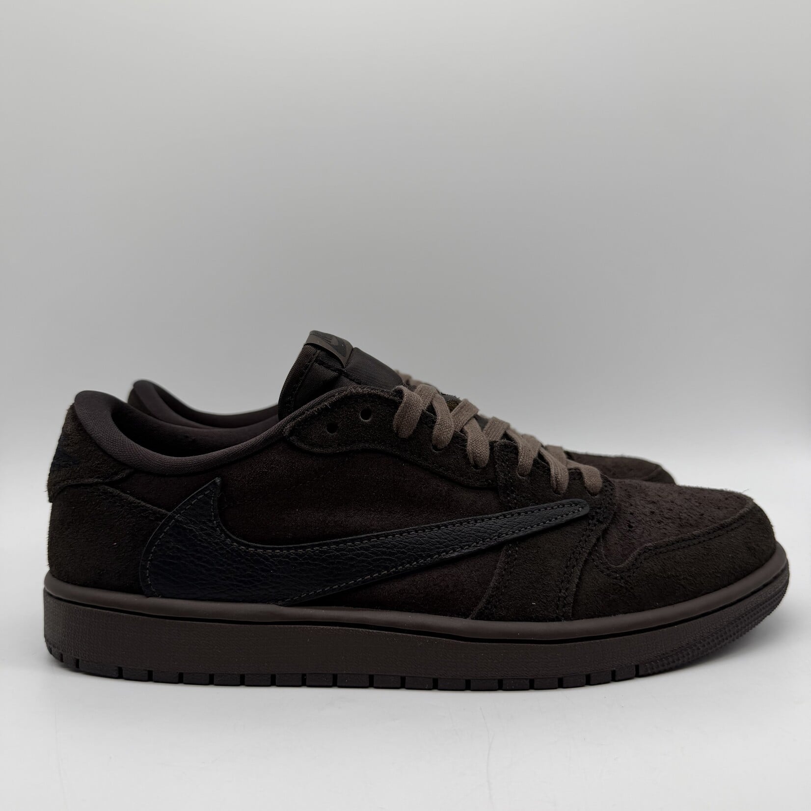 Jordan 1 Retro Low OG SP Travis Scott Velvet Brown
