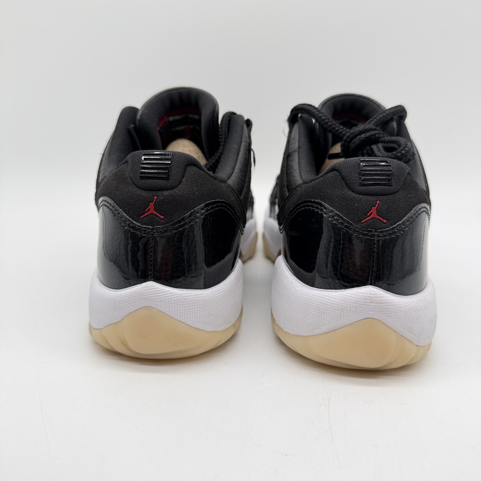 Jordan 11 Retro Low 72-10