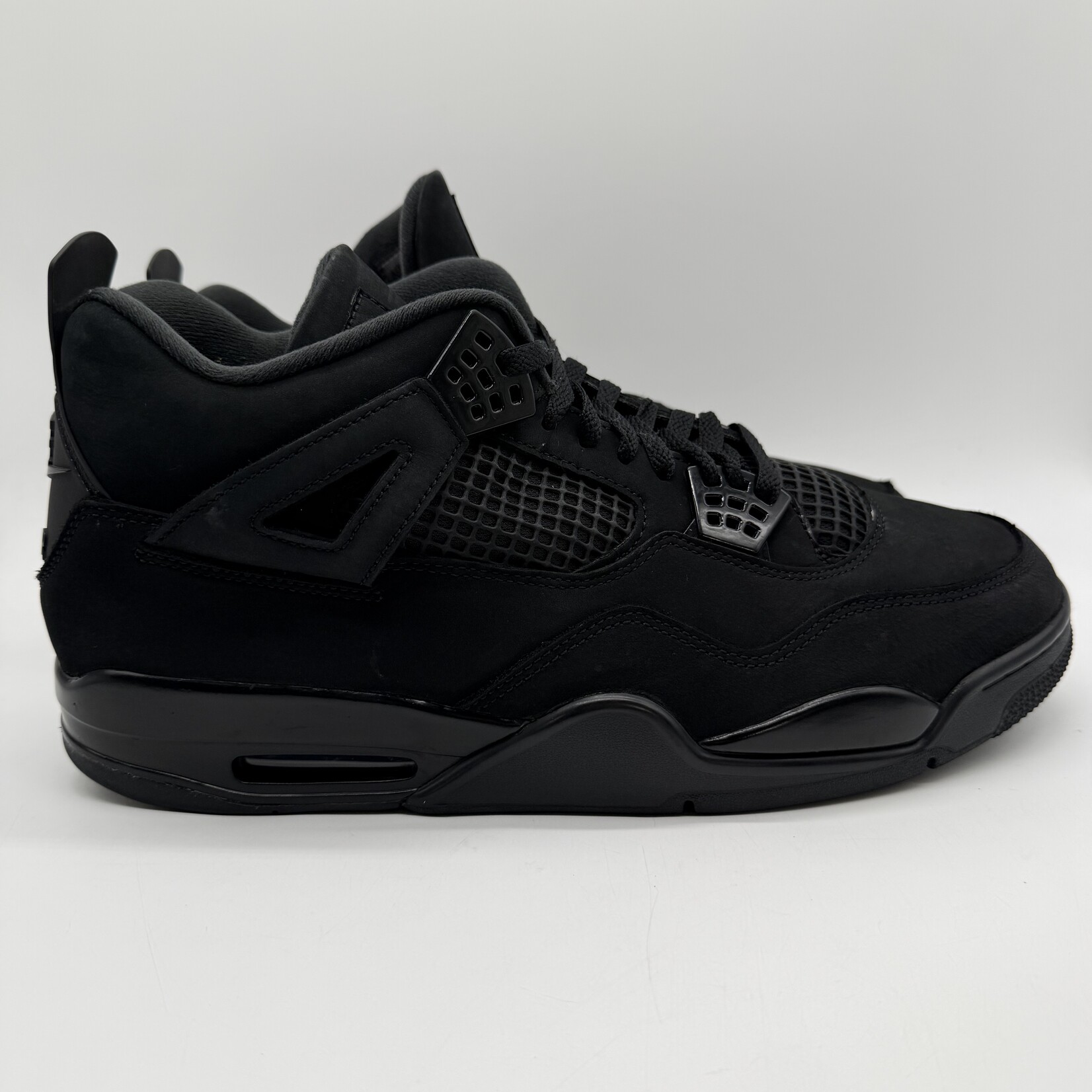 Jordan 4 Retro Black Cat (2025)