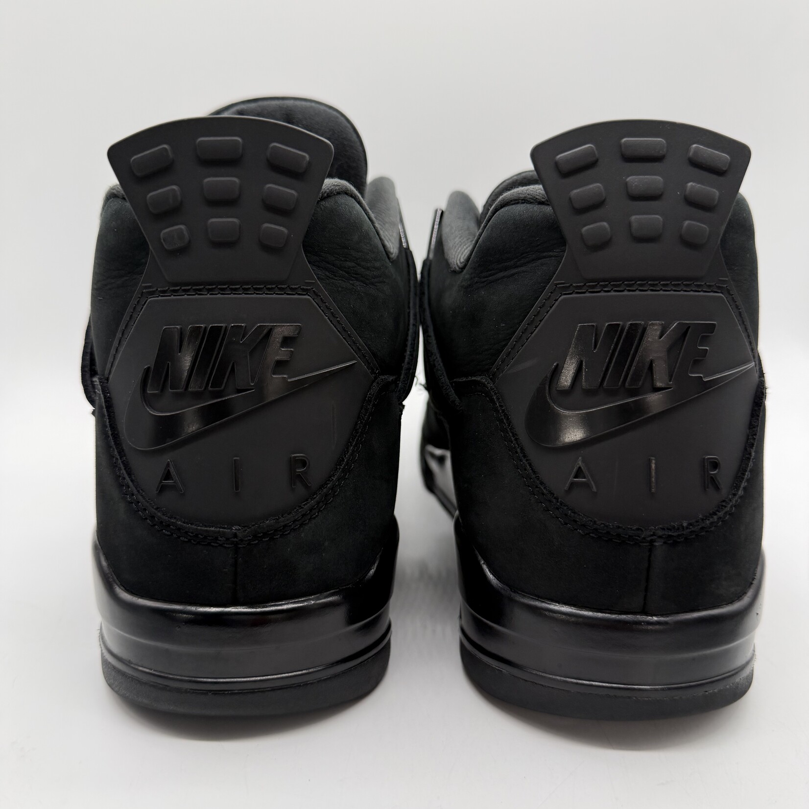 Jordan 4 Retro Black Cat (2025)