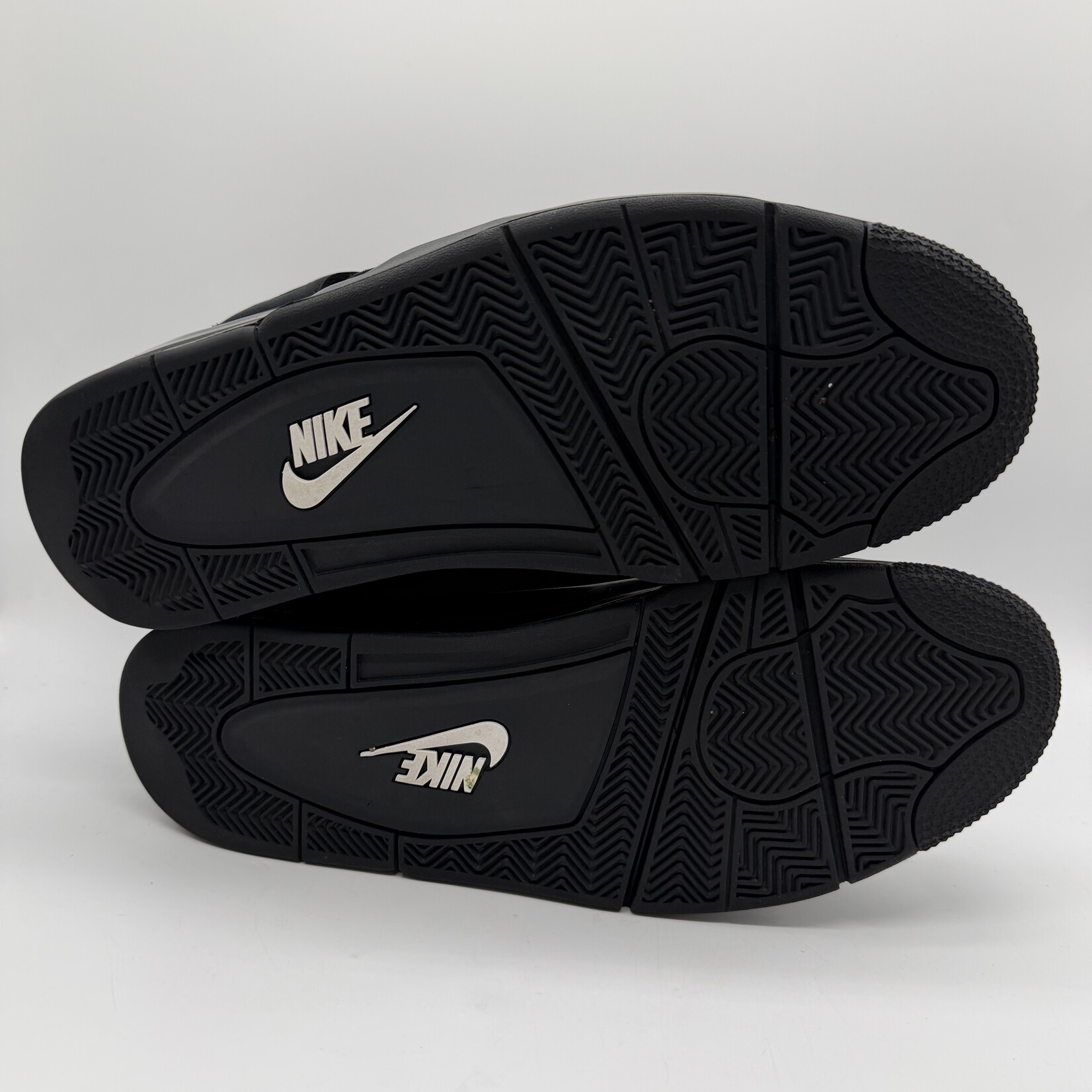 Jordan 4 Retro Black Cat (2025)