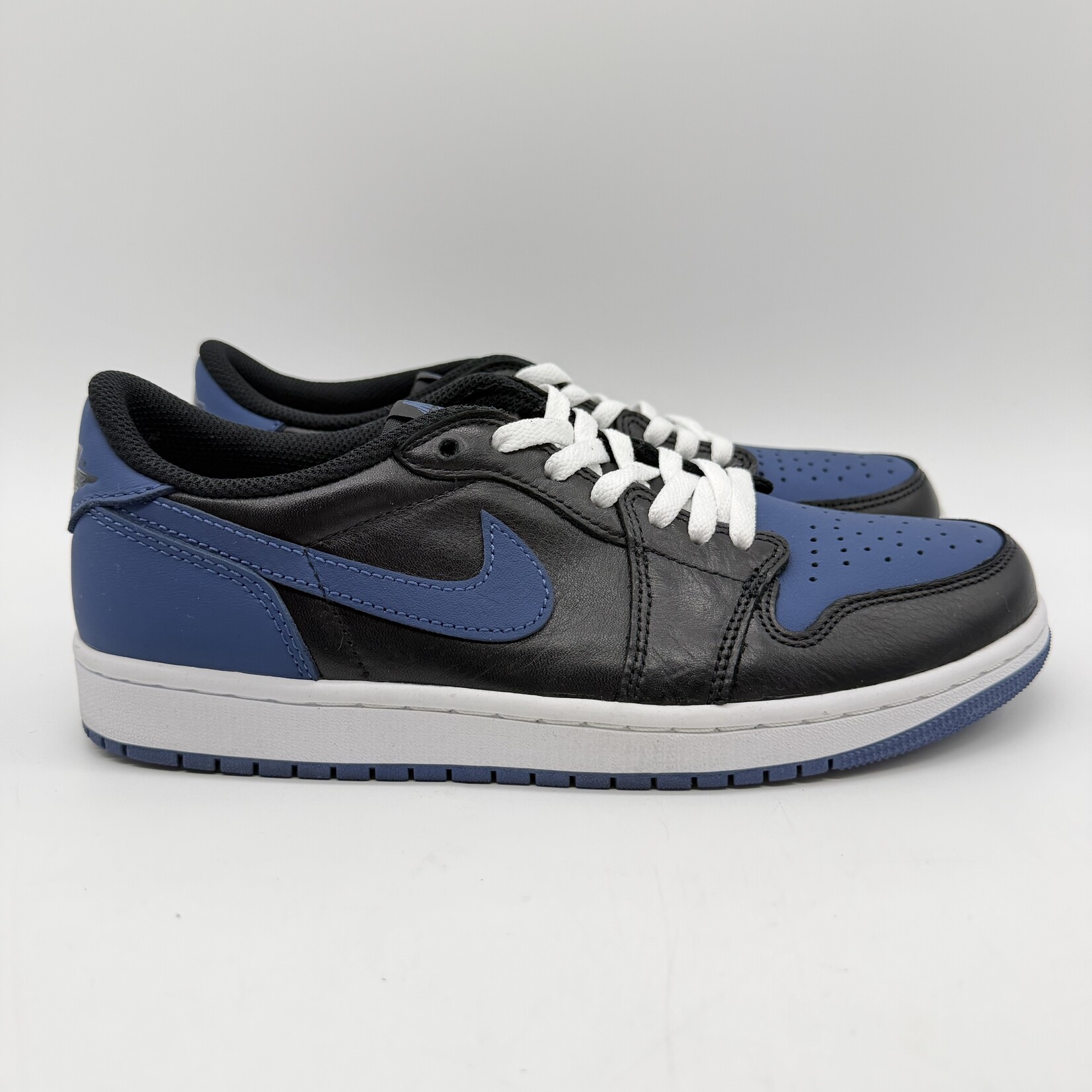 Jordan 1 Retro Low OG Mystic Navy