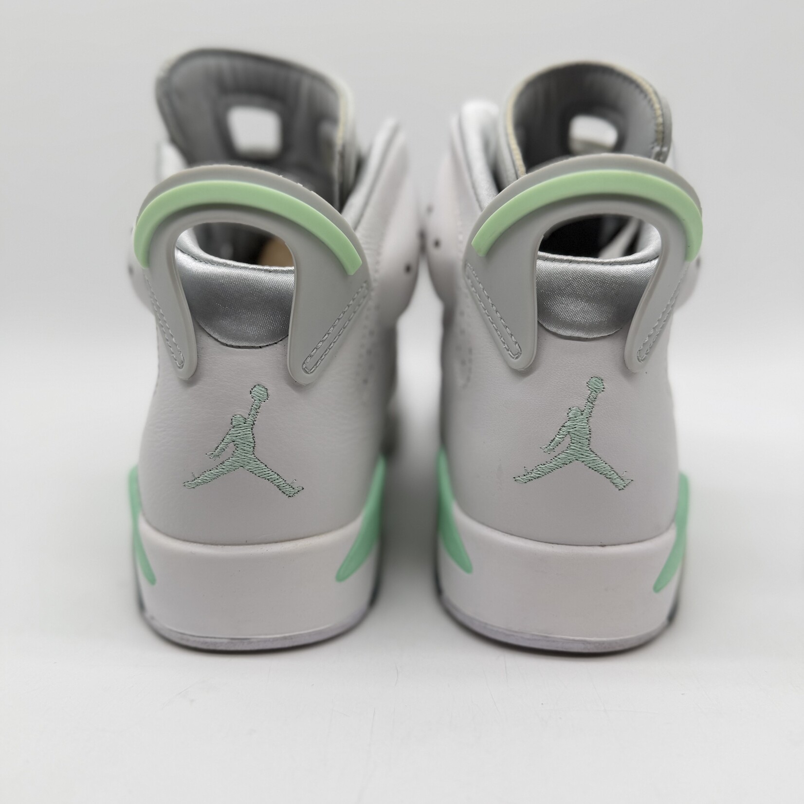 Jordan 6 Retro Mint Foam (Women's)