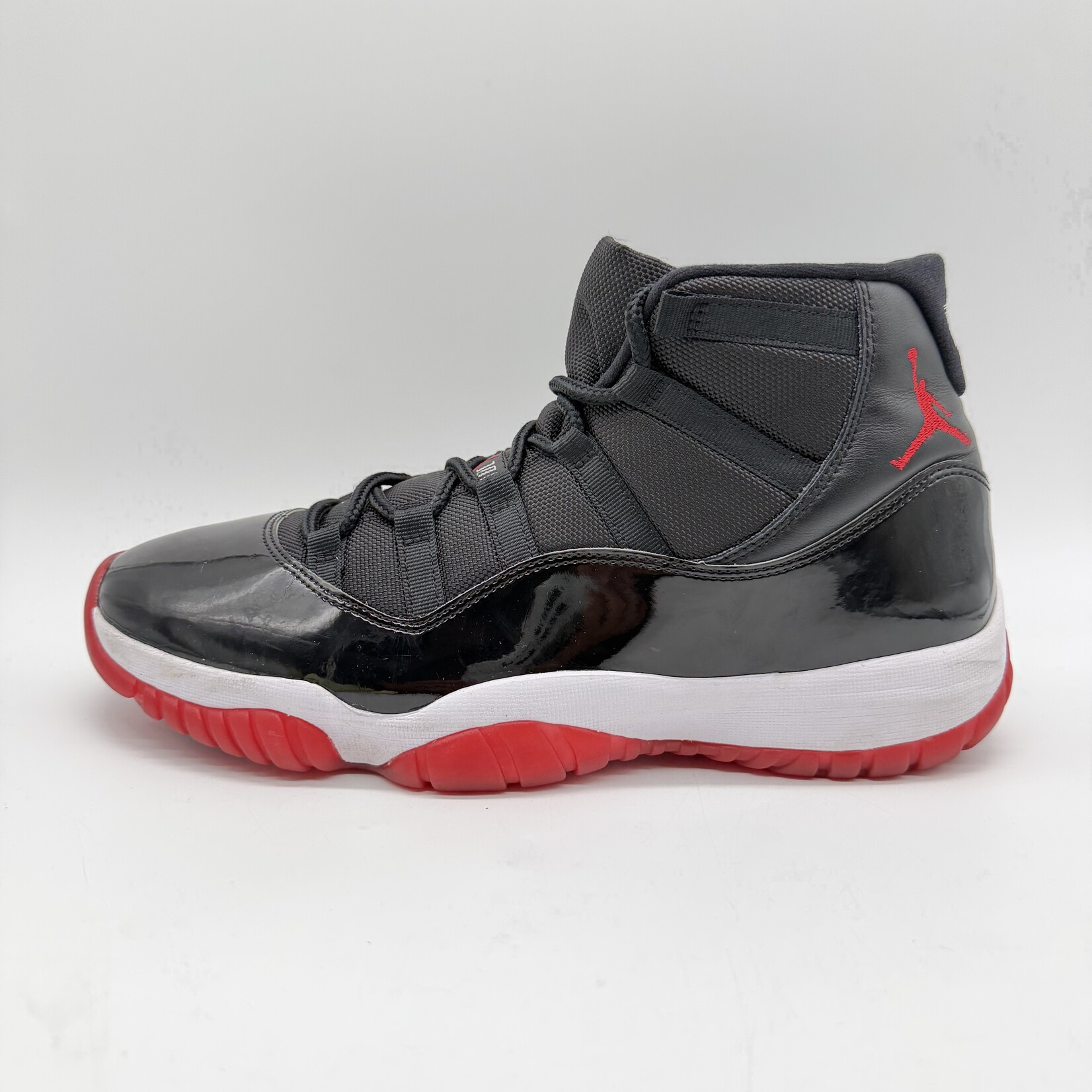Jordan 11 Retro Playoffs Bred (2019)