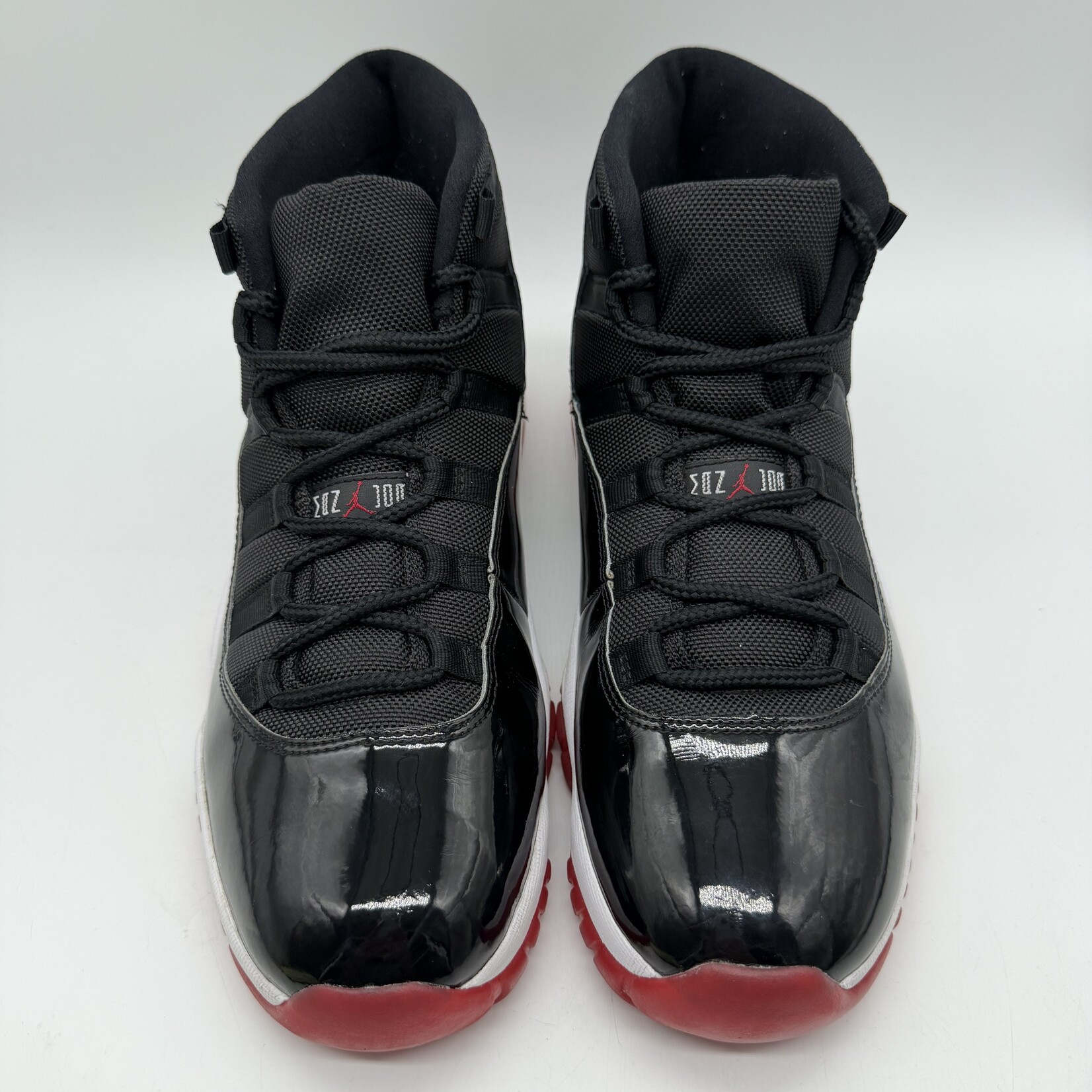 Jordan 11 Retro Playoffs Bred (2019)