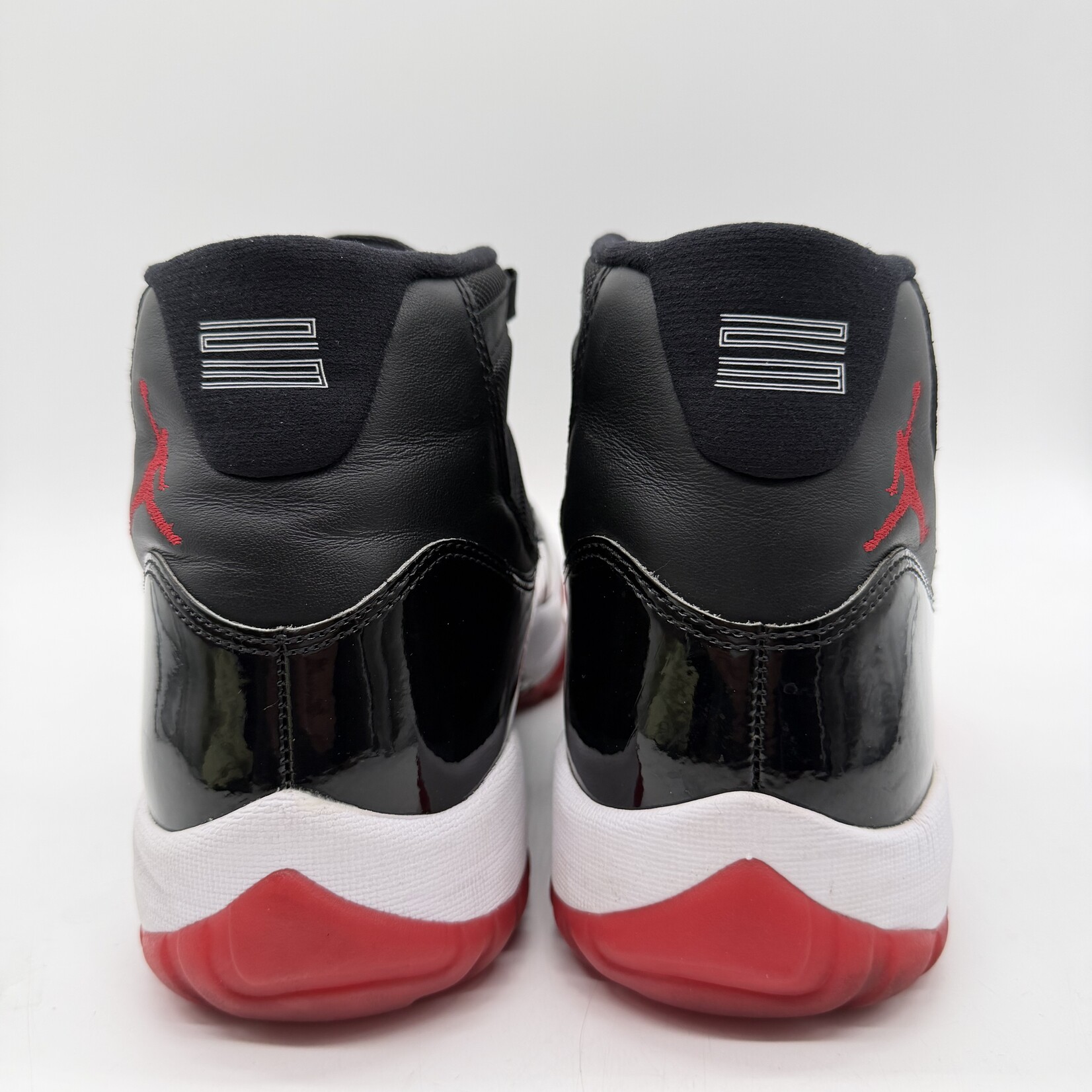 Jordan 11 Retro Playoffs Bred (2019)
