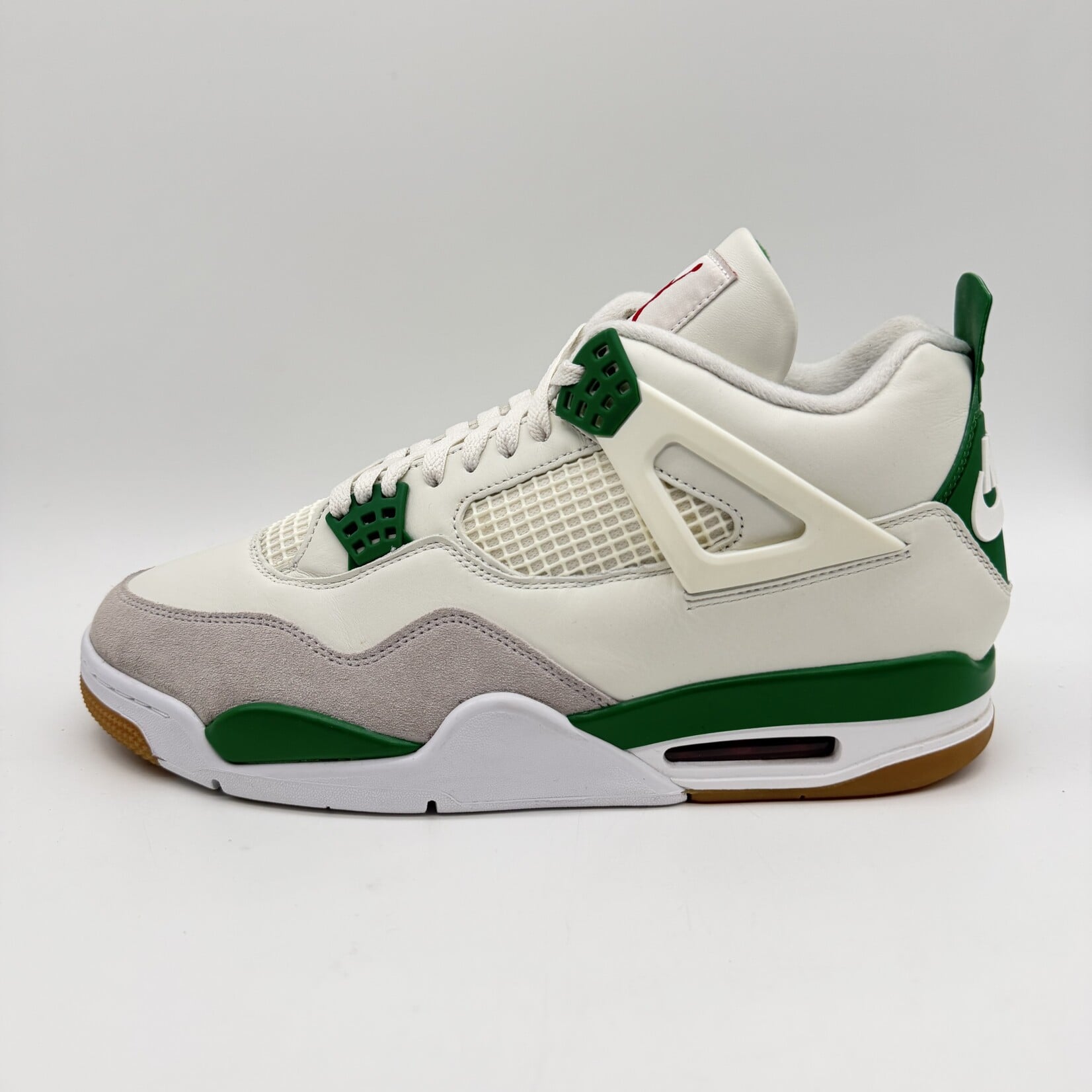 Jordan 4 Retro SB Pine Green