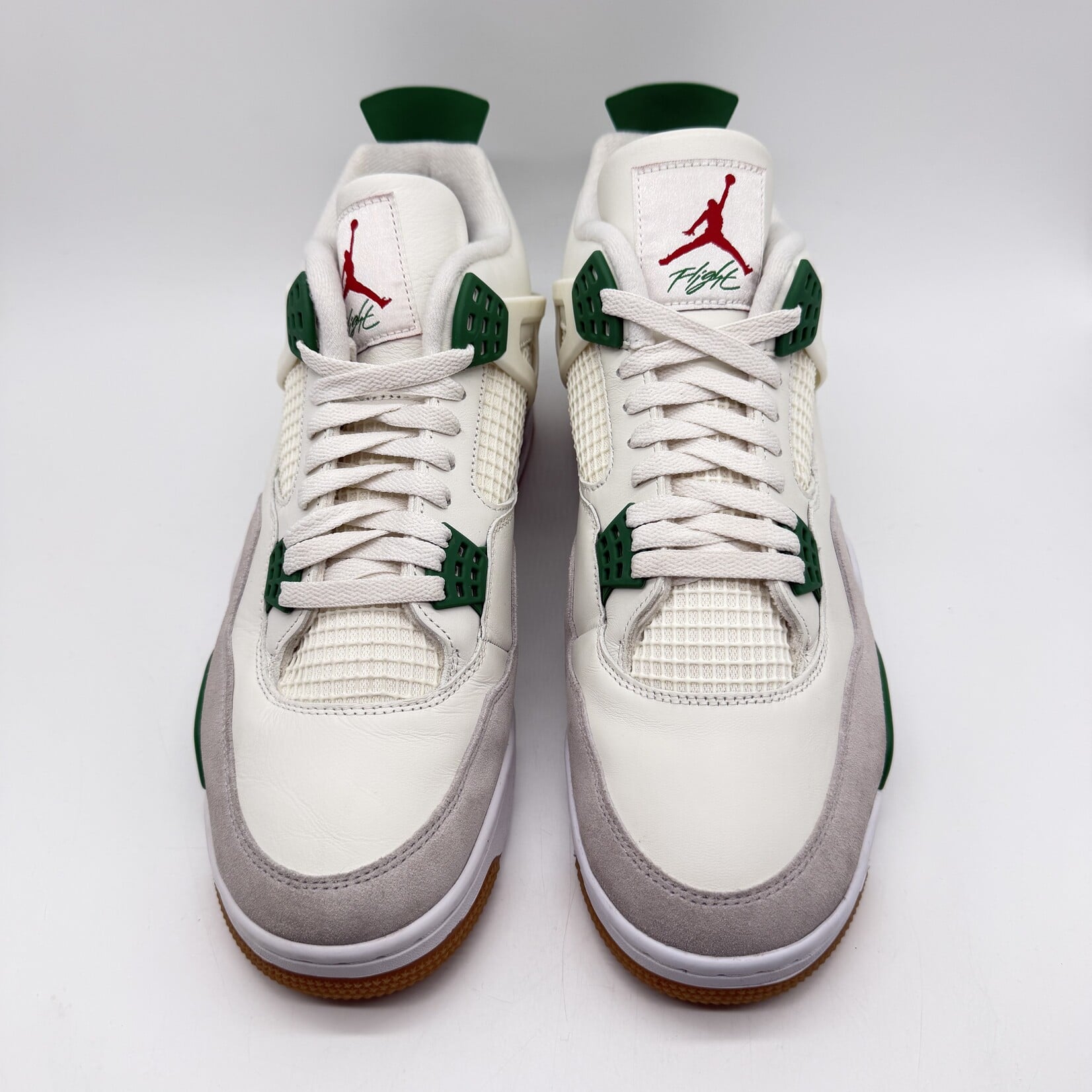 Jordan 4 Retro SB Pine Green