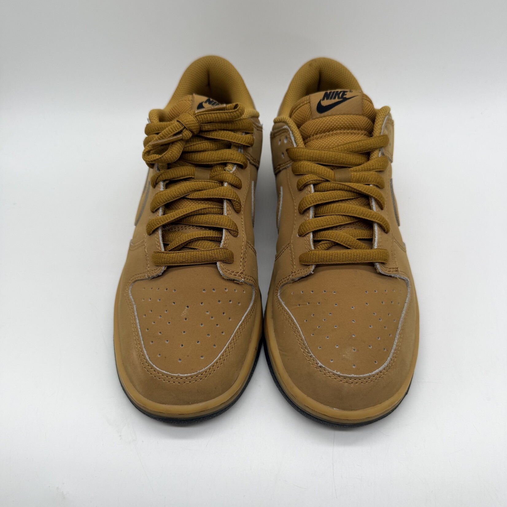 Nike Dunk Low Retro SE Wheat Gum