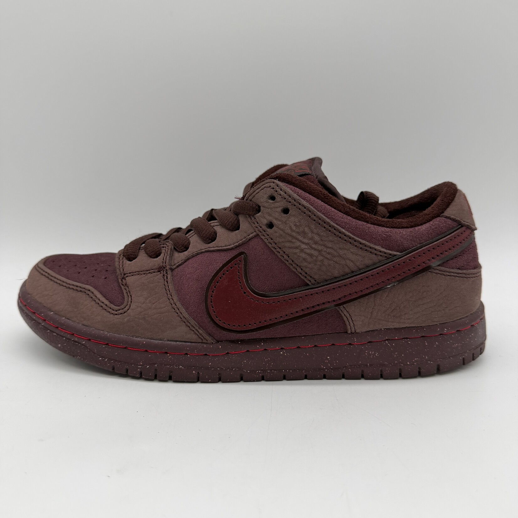 Nike SB Dunk Low City of Love Burgundy Crush