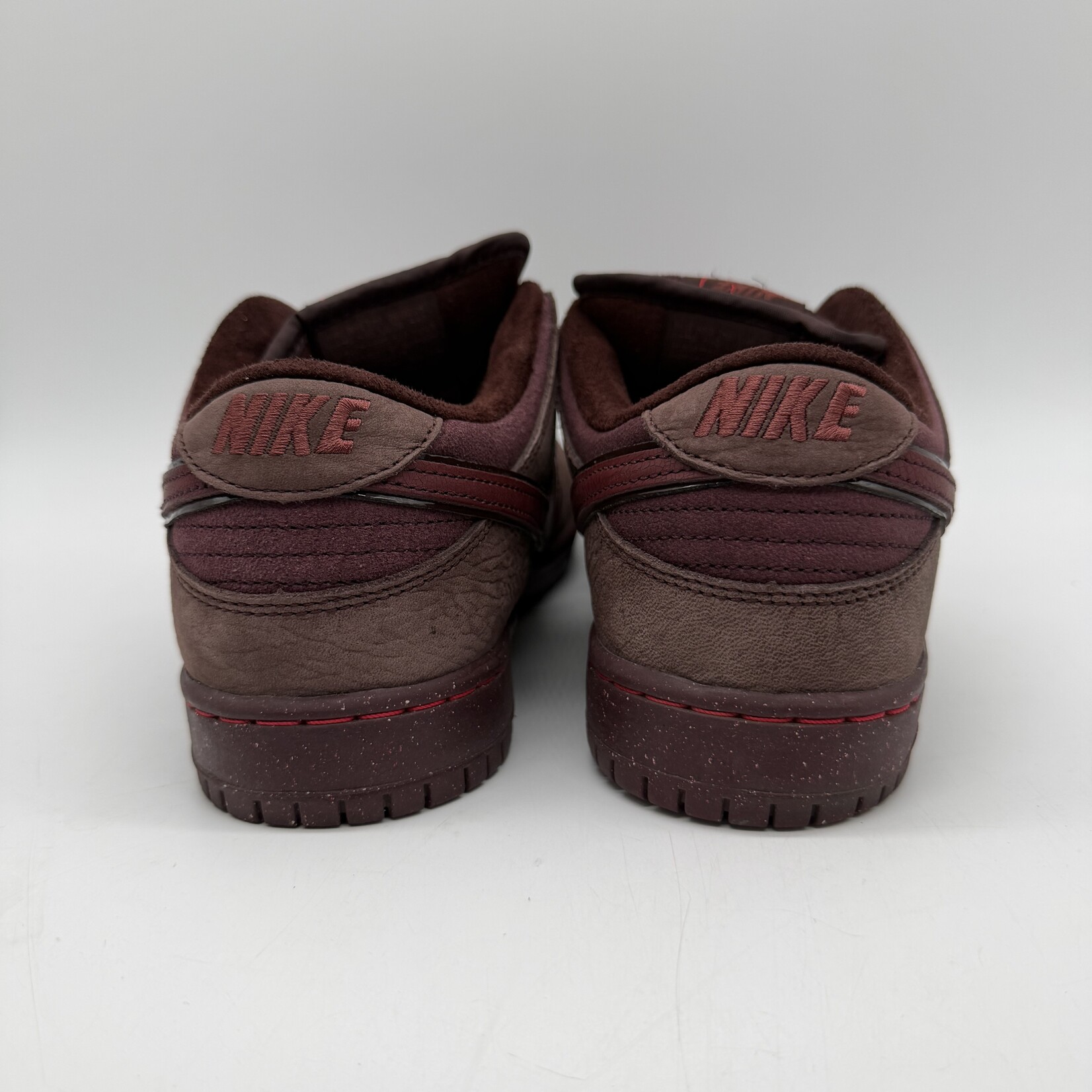 Nike SB Dunk Low City of Love Burgundy Crush