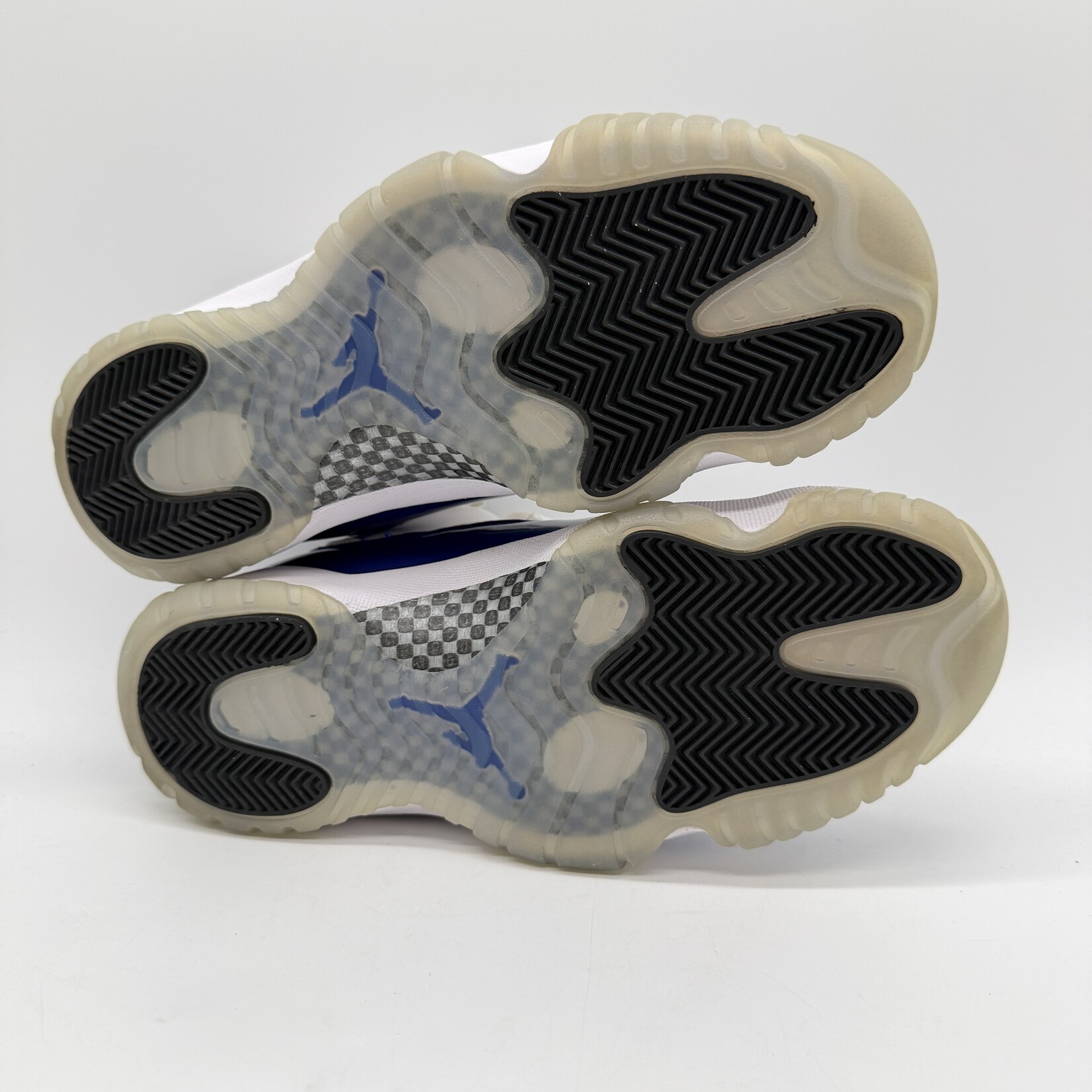 Jordan 11 Retro Low White Concord (Women's)