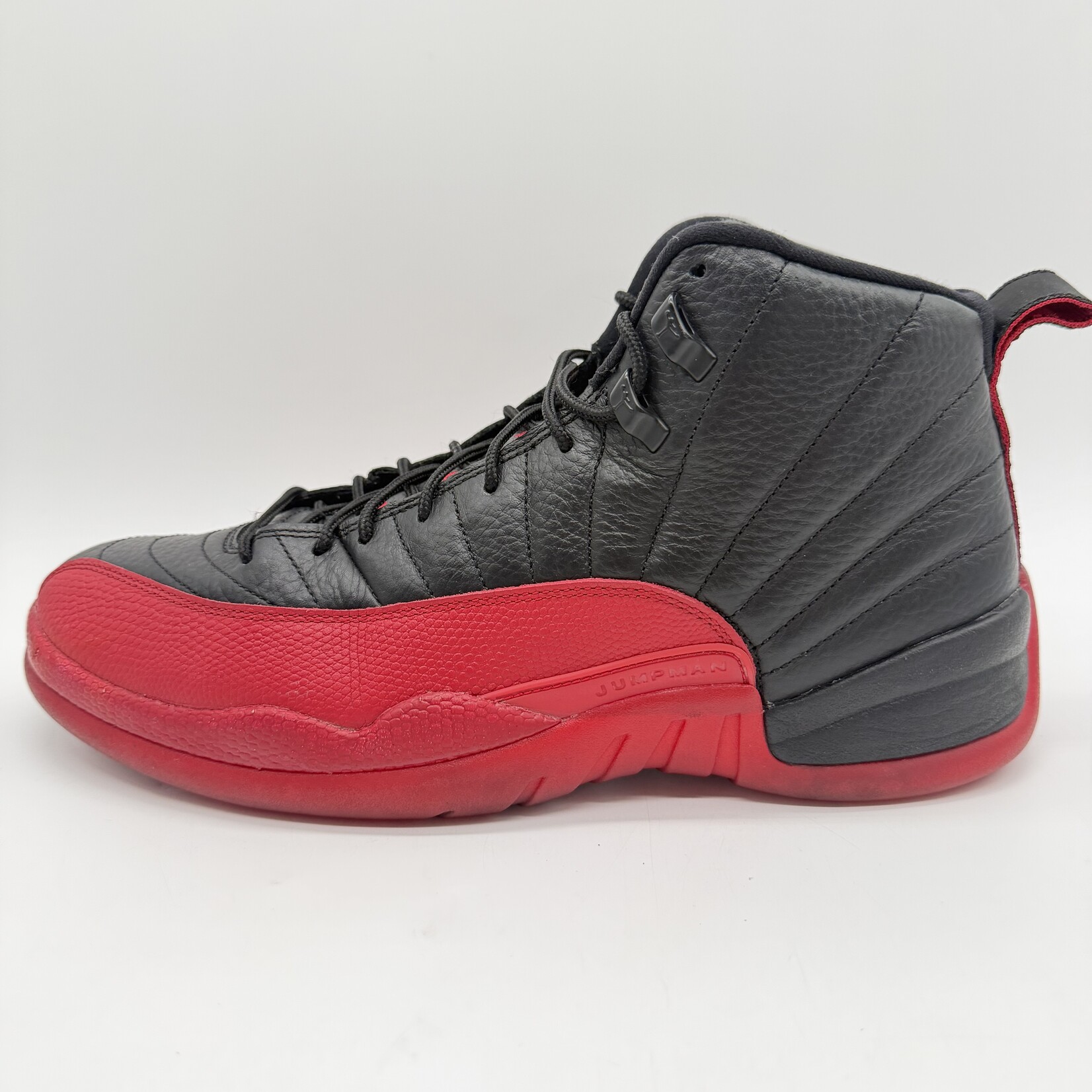 Jordan 12 Retro Flu Game (2016)
