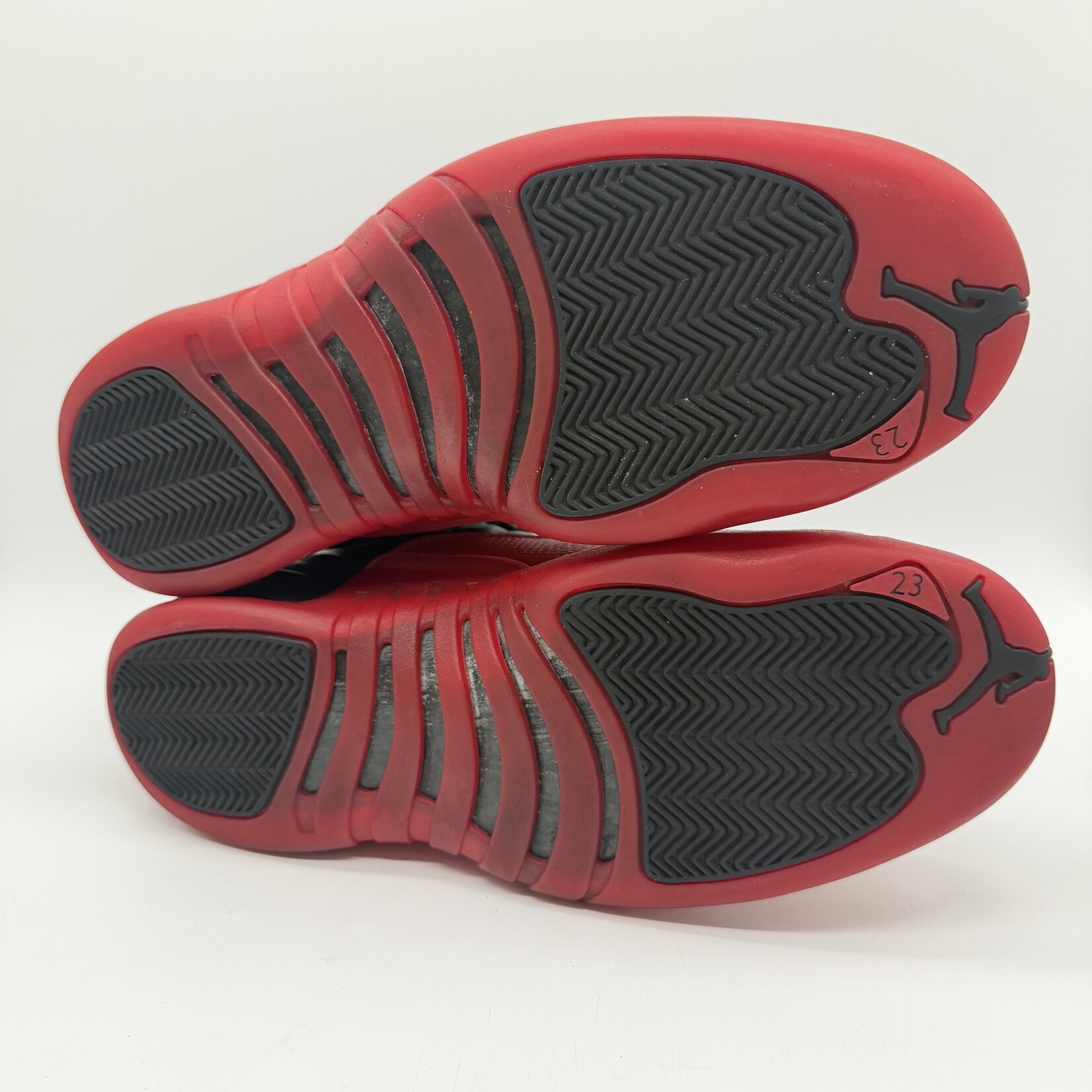 Jordan 12 Retro Flu Game (2016)