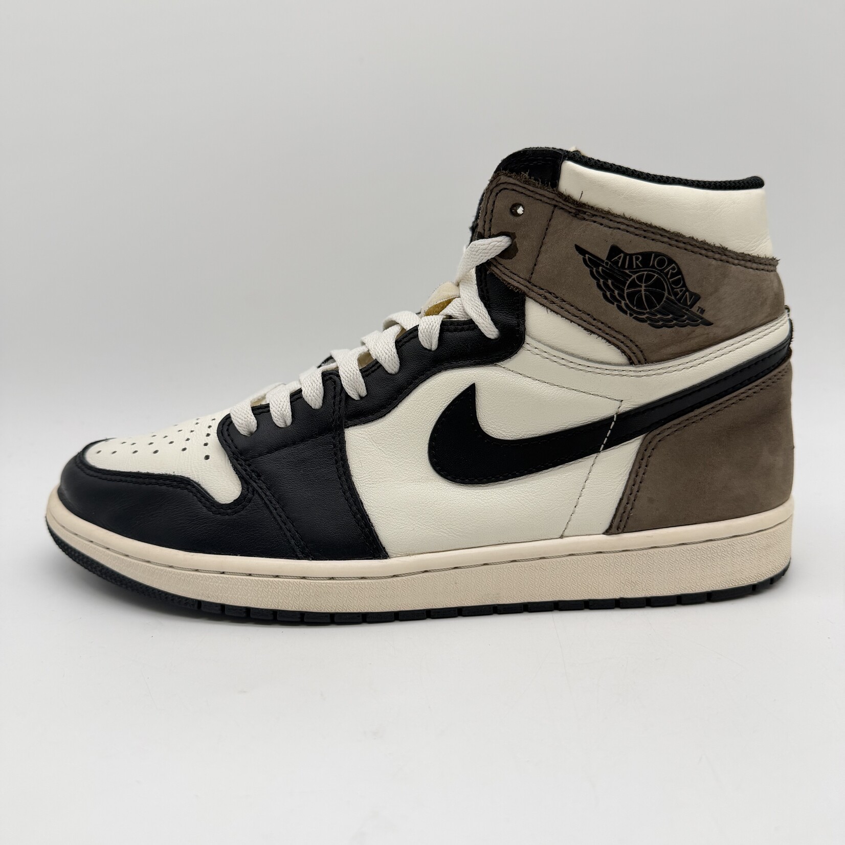 Jordan 1 Retro High Dark Mocha