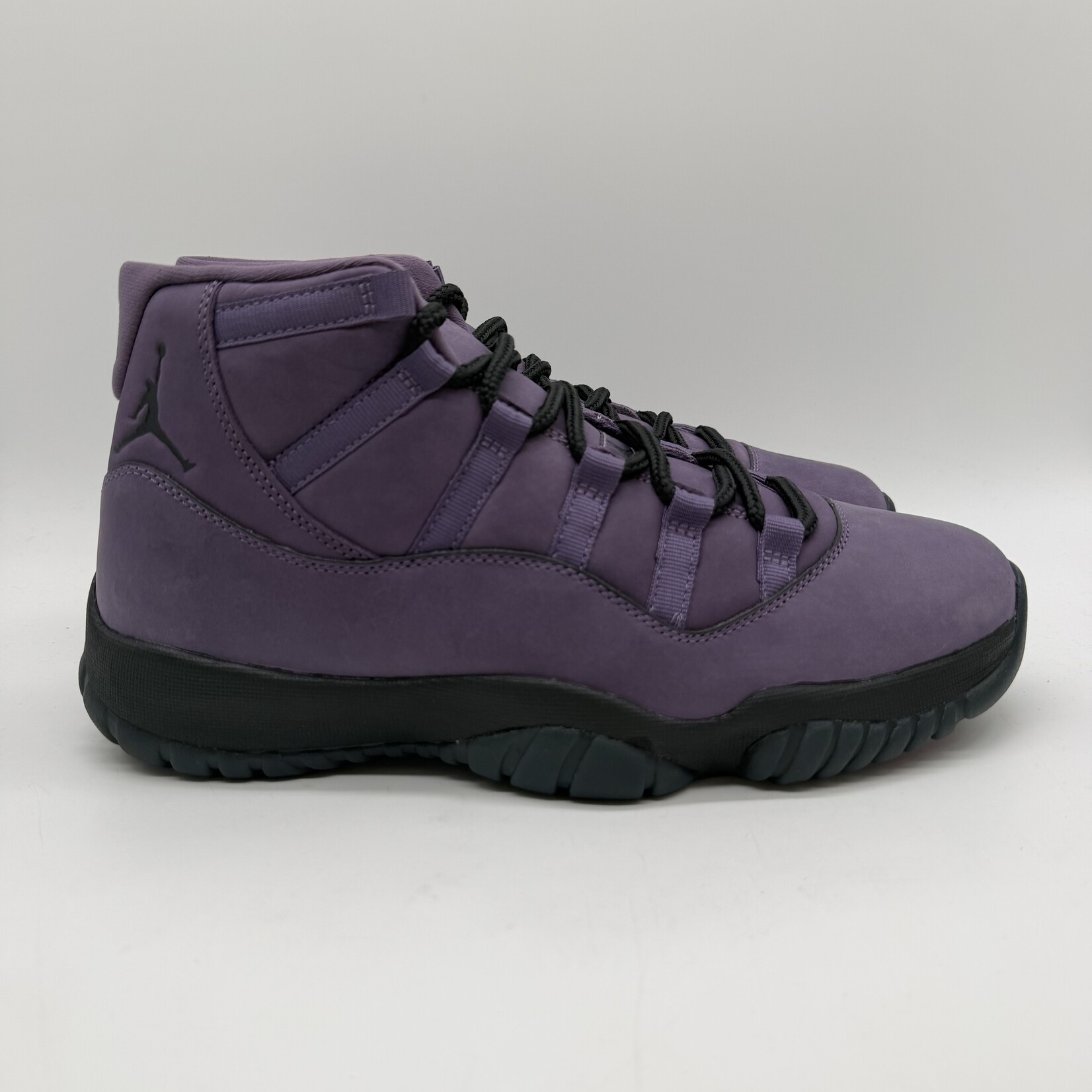 Jordan 11 Retro Mojave