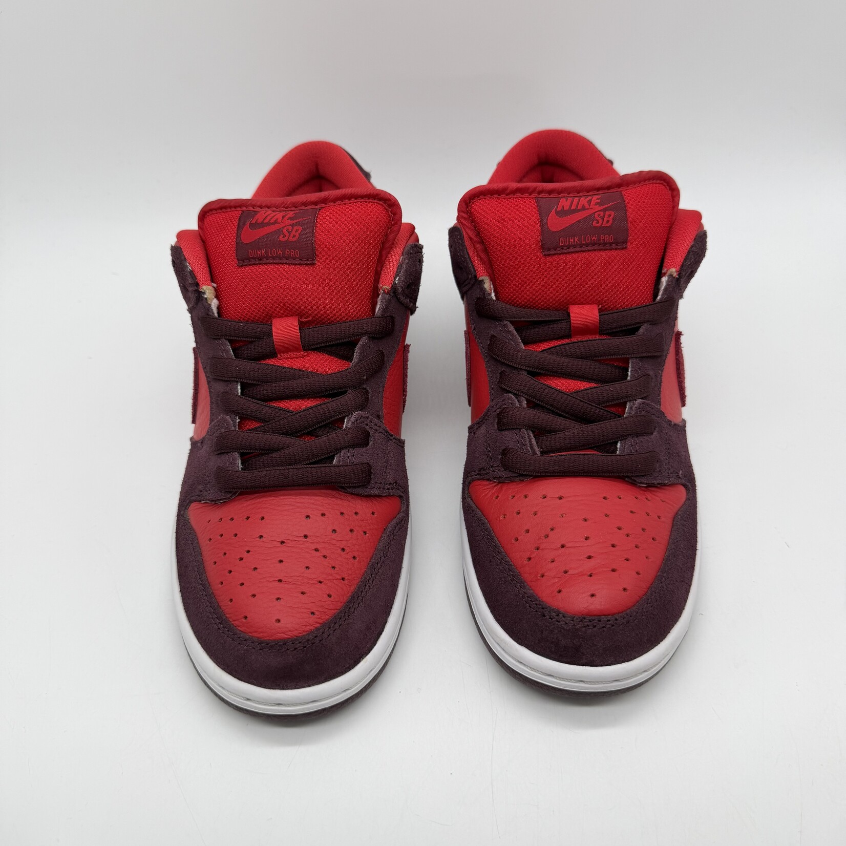 Nike SB Dunk Low Cherry